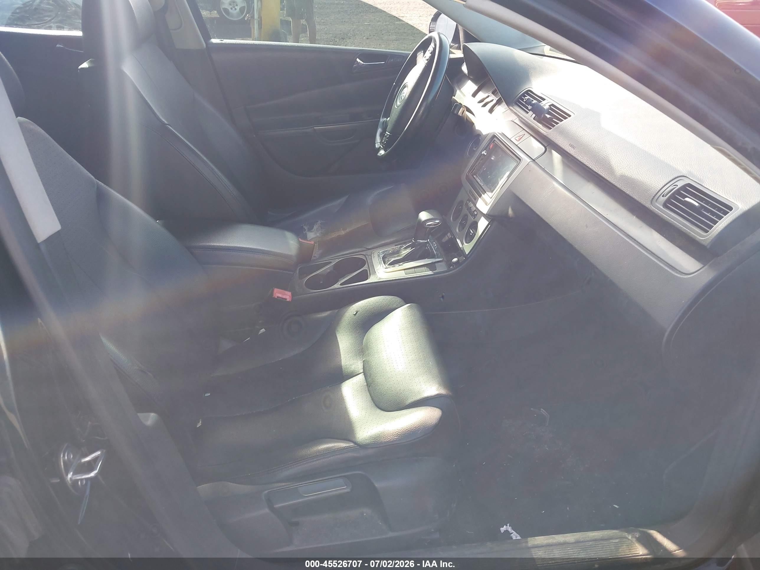 2007 Volkswagen Passat   Black vin: WVWAK73C47P128577