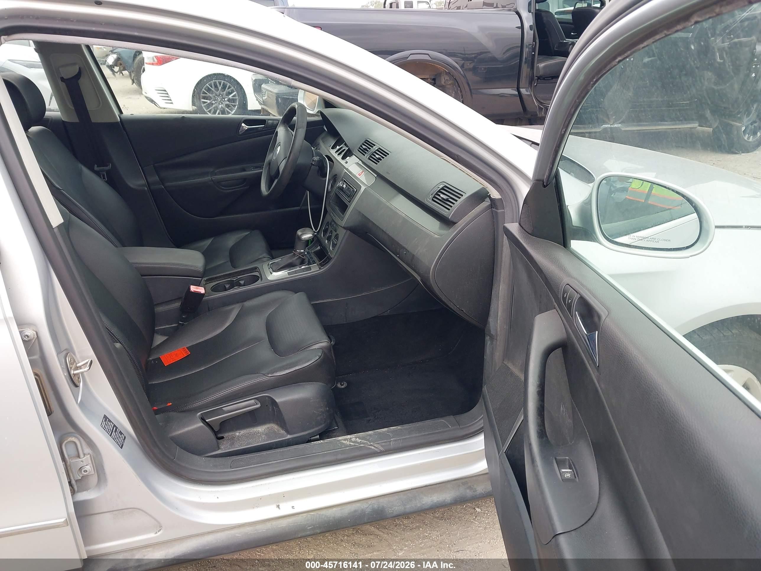 2006 Volkswagen Passat 2.0t Silver vin: WVWAK73C56P059168