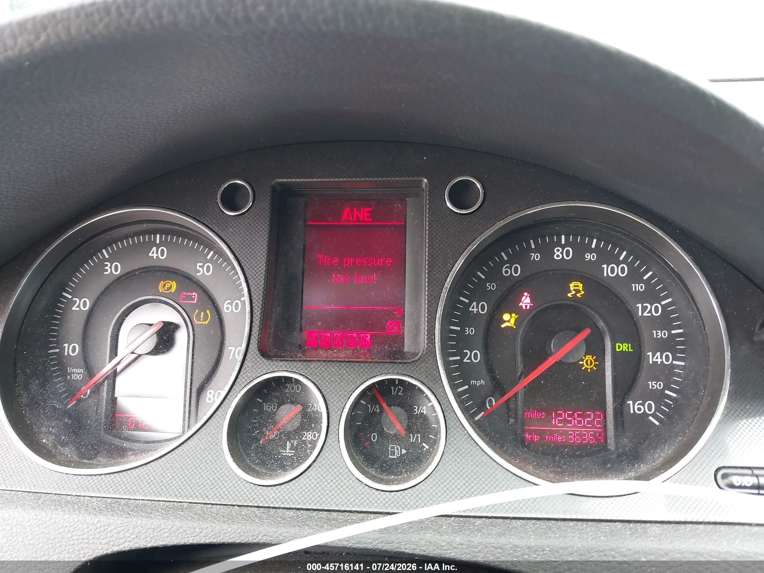 2006 Volkswagen Passat 2.0t Silver vin: WVWAK73C56P059168