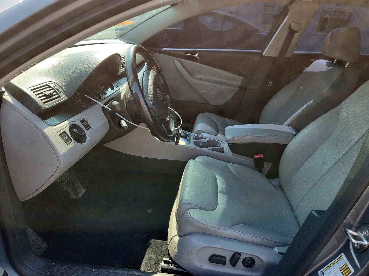 2007 Volkswagen Passat 2.0t Gray vin: WVWAK73C57P157702