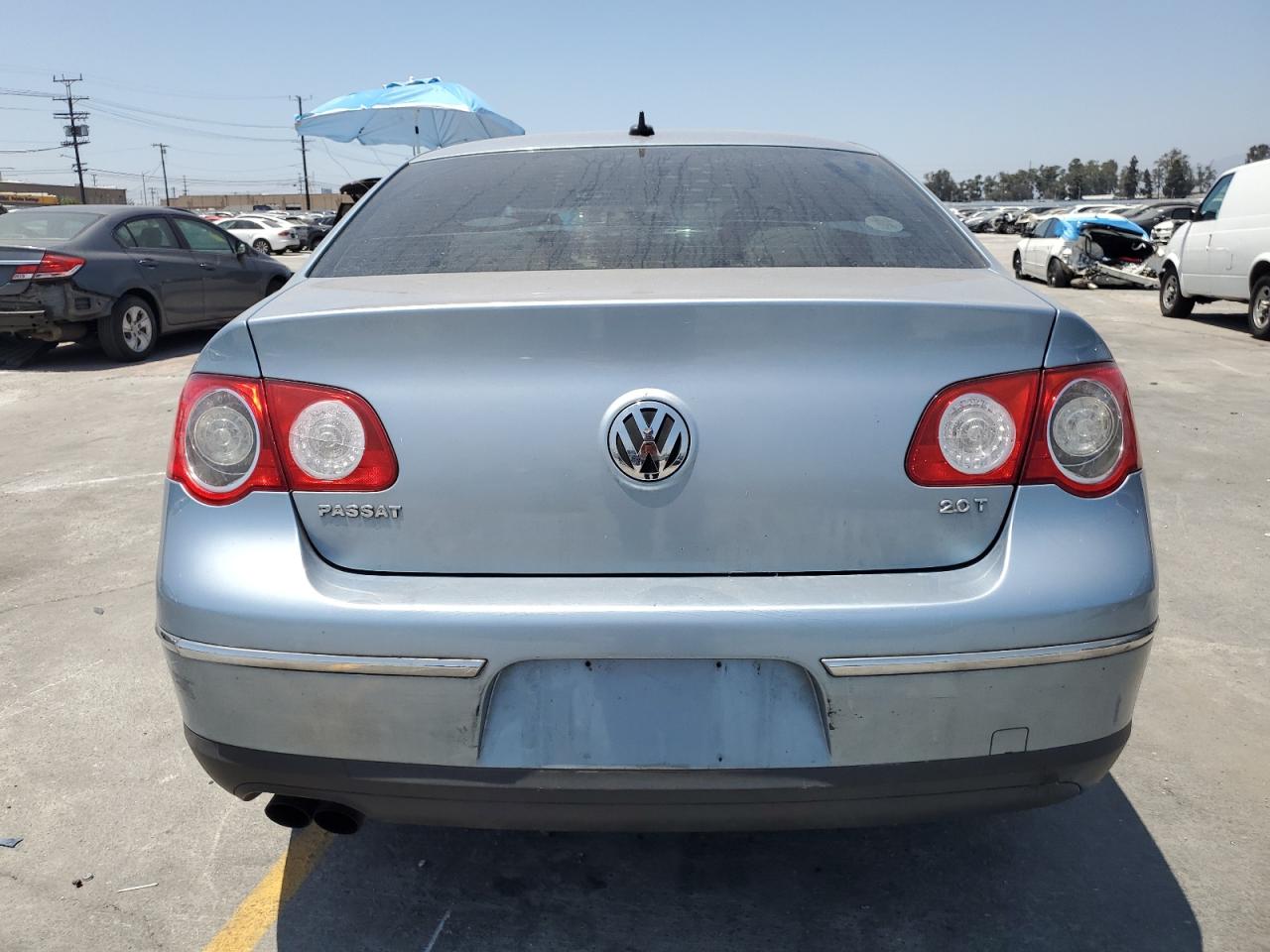 2007 Volkswagen Passat 2.0t Silver vin: WVWAK73C97P021539