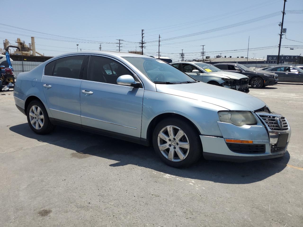 2007 Volkswagen Passat 2.0t Silver vin: WVWAK73C97P021539