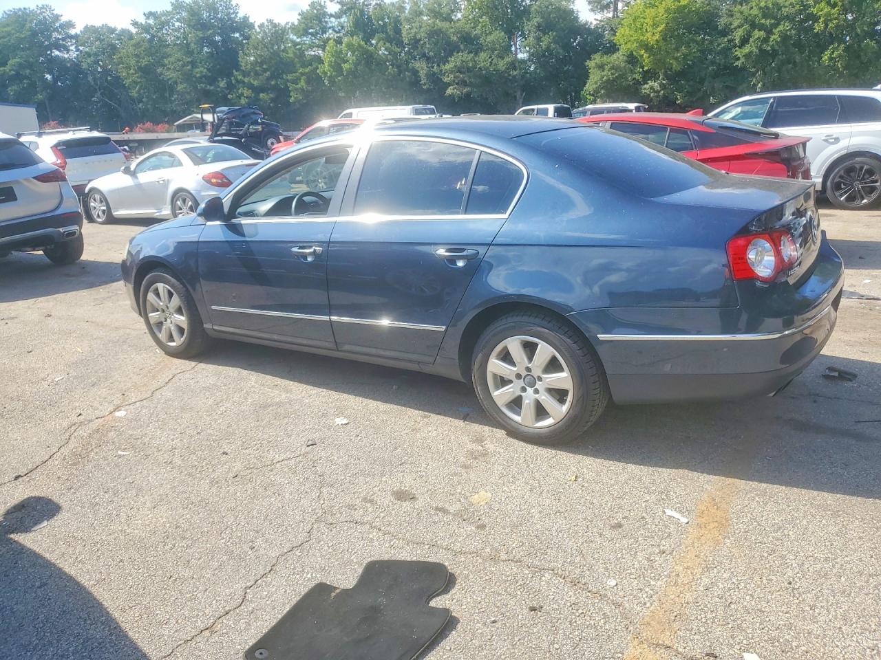 2007 Volkswagen Passat 2.0t Blue vin: WVWAK73CX7P115638