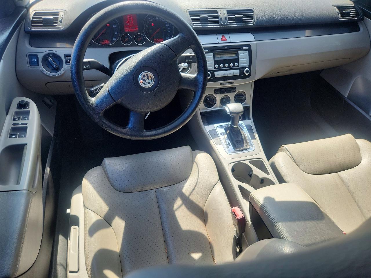 2007 Volkswagen Passat 2.0t Blue vin: WVWAK73CX7P115638