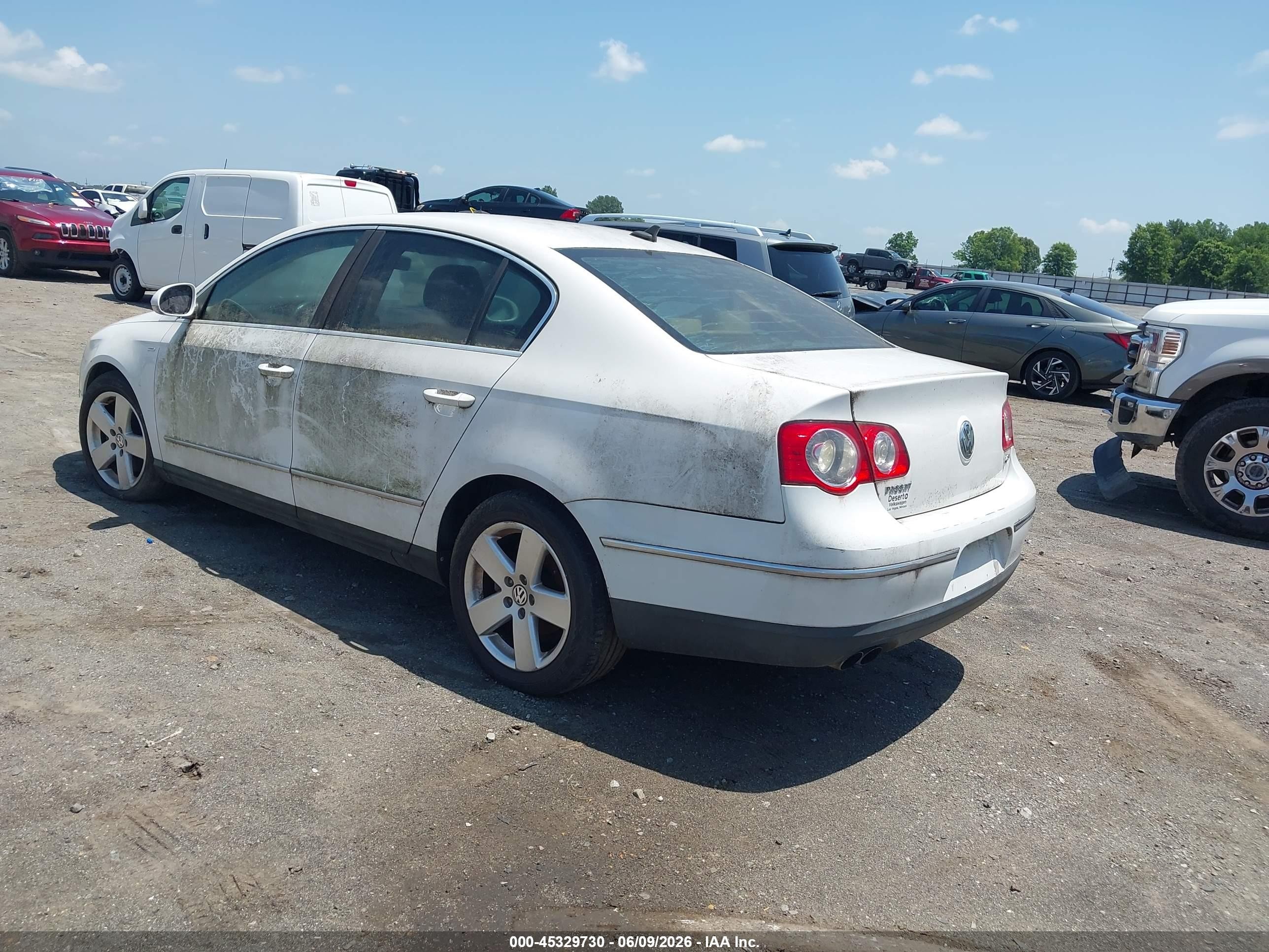 2007 Volkswagen Passat 2.0t Wolfsburg Edition White vin: WVWAK73CX7P150468