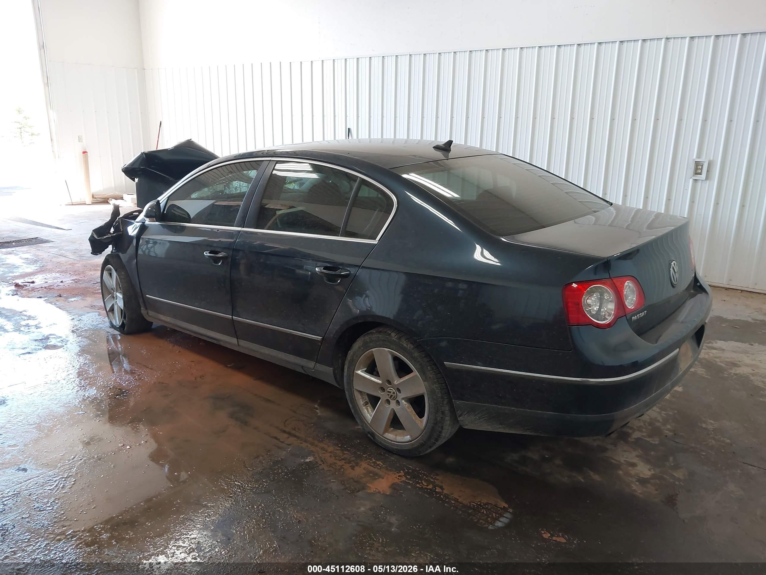 2008 Volkswagen Passat Komfort Black vin: WVWAK93C88E085242
