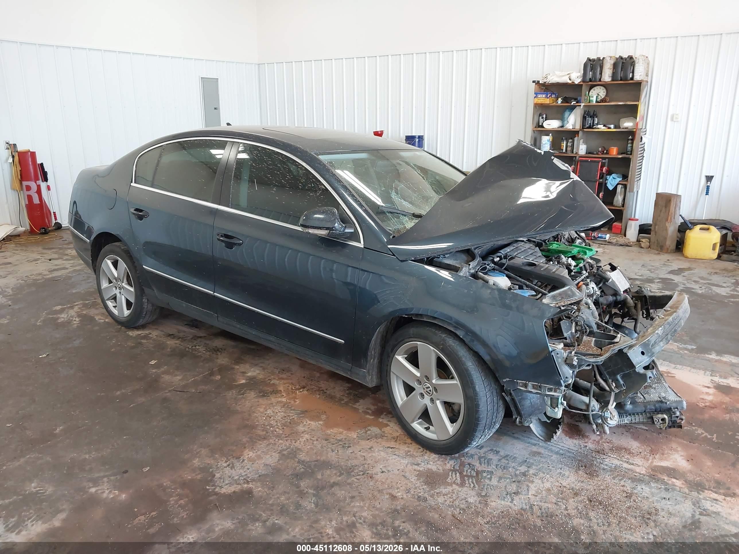 2008 Volkswagen Passat Komfort Black vin: WVWAK93C88E085242