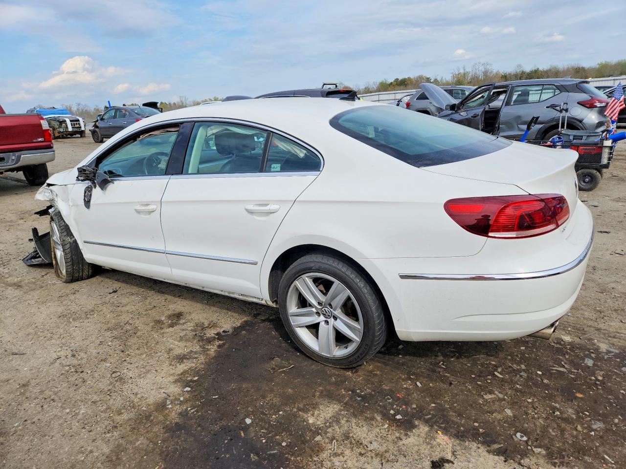 2013 Volkswagen Cc Sport Белый vin: WVWAP7AN2DE568343