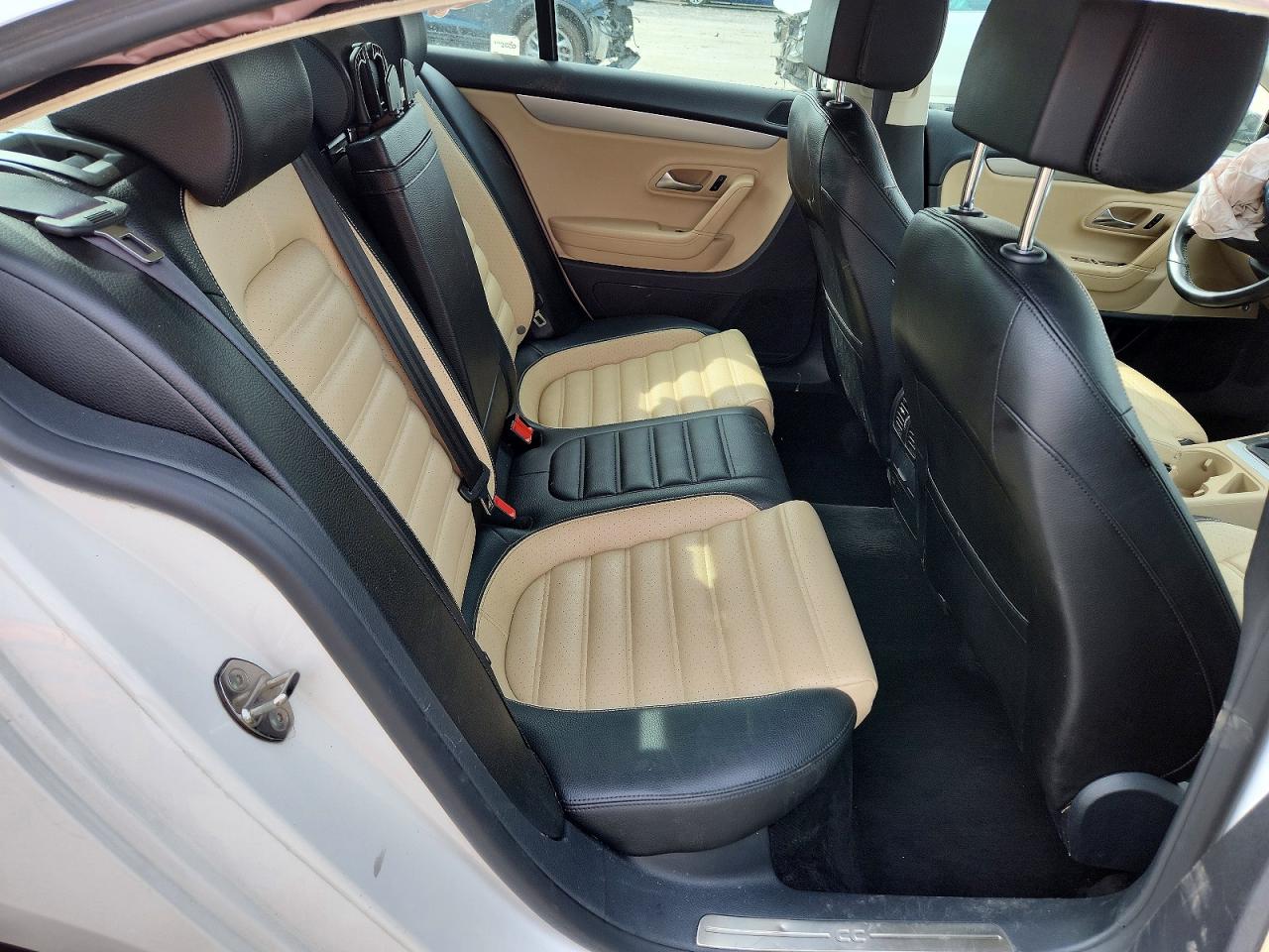 2013 Volkswagen Cc Sport Белый vin: WVWAP7AN2DE568343