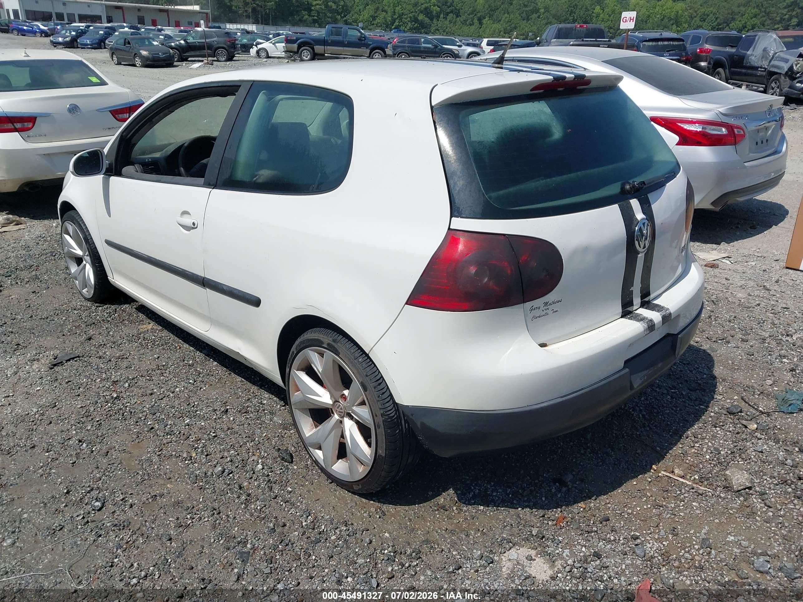 2007 Volkswagen Rabbit 2-door White vin: WVWAR71K07W091720
