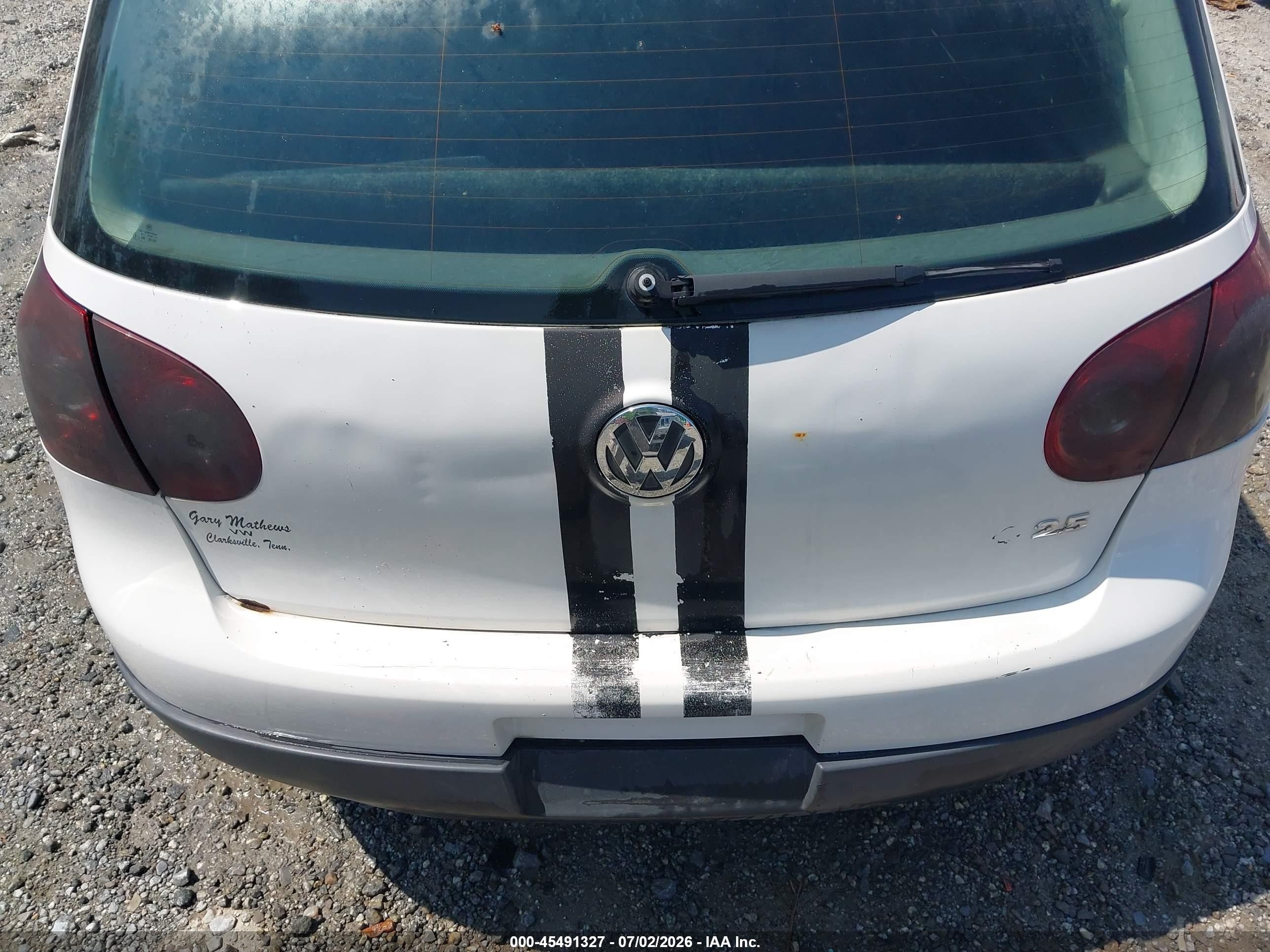 2007 Volkswagen Rabbit 2-door White vin: WVWAR71K07W091720