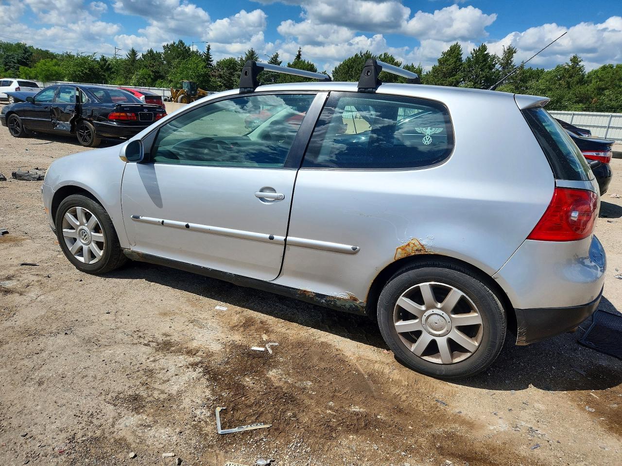 2007 Volkswagen Rabbit Silver vin: WVWAR71KX7W053816