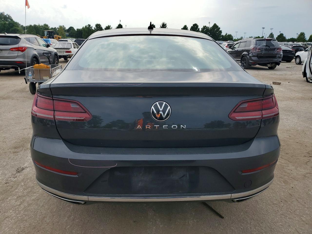2021 Volkswagen Arteon Se Gray vin: WVWAR7AN3ME012262