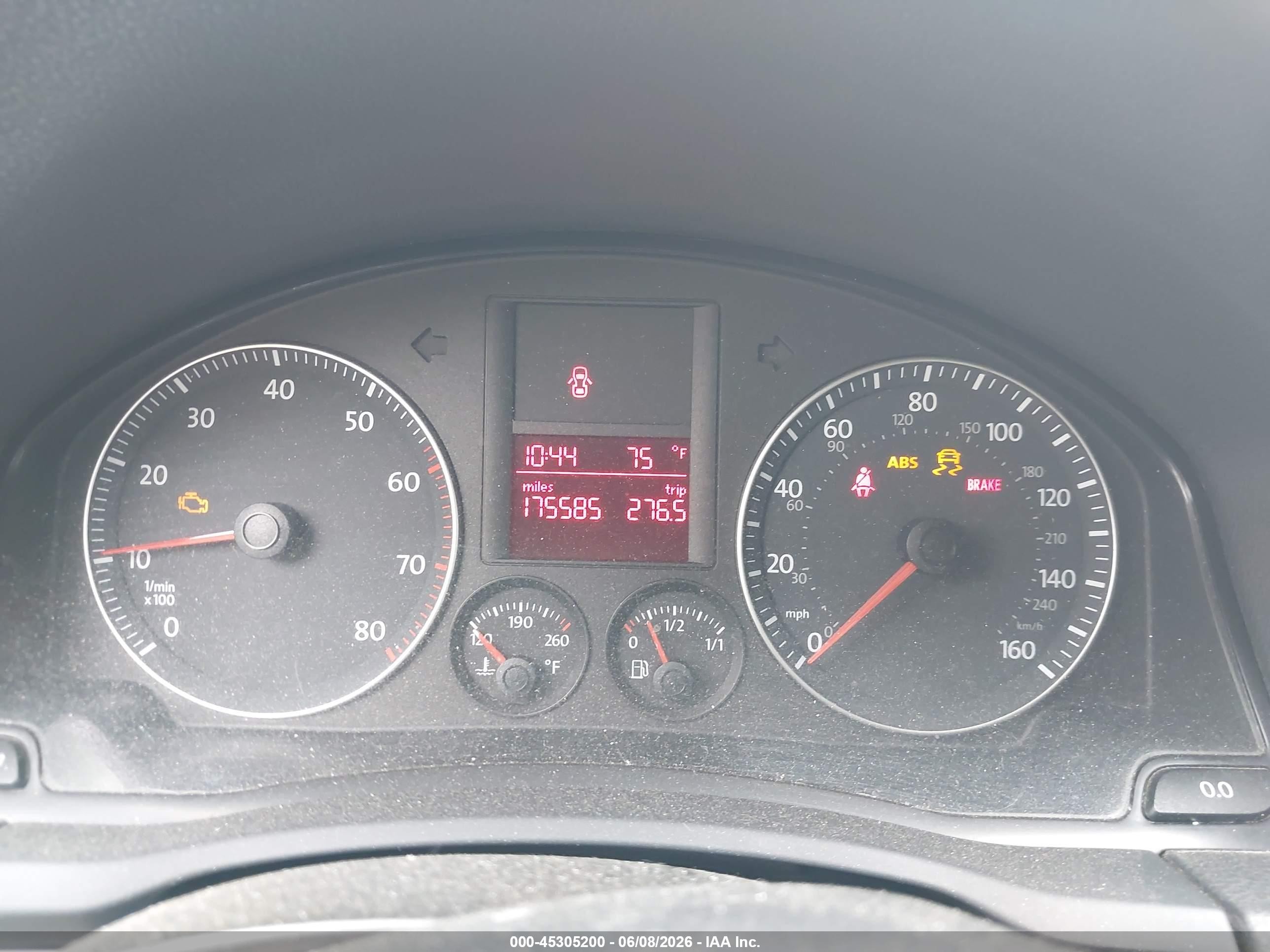 2007 Volkswagen Rabbit 2-door Белый vin: WVWAS71K17W265296