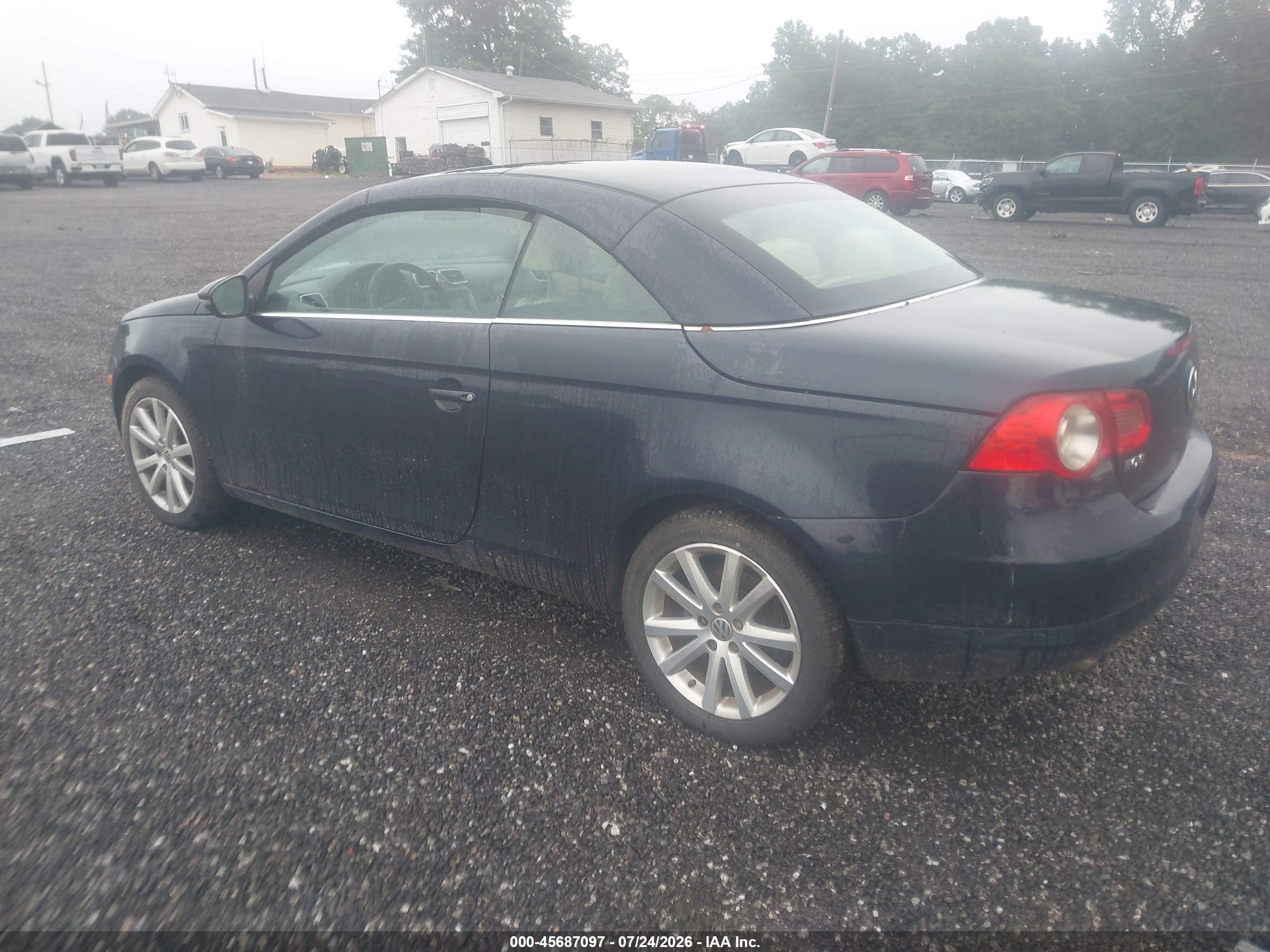 2011 Volkswagen Eos Komfort Dark Blue vin: WVWAW7AH6BV003863