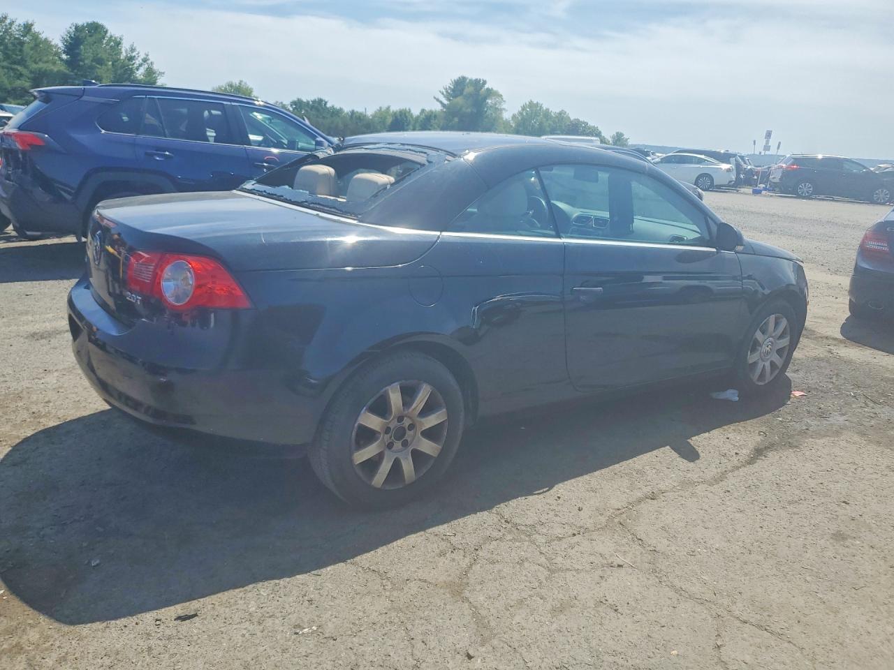 2008 Volkswagen Eos Turbo Black vin: WVWBA71F08V055225
