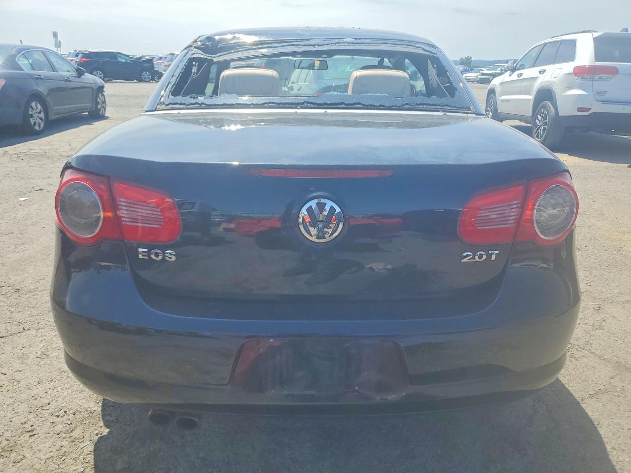 2008 Volkswagen Eos Turbo Black vin: WVWBA71F08V055225