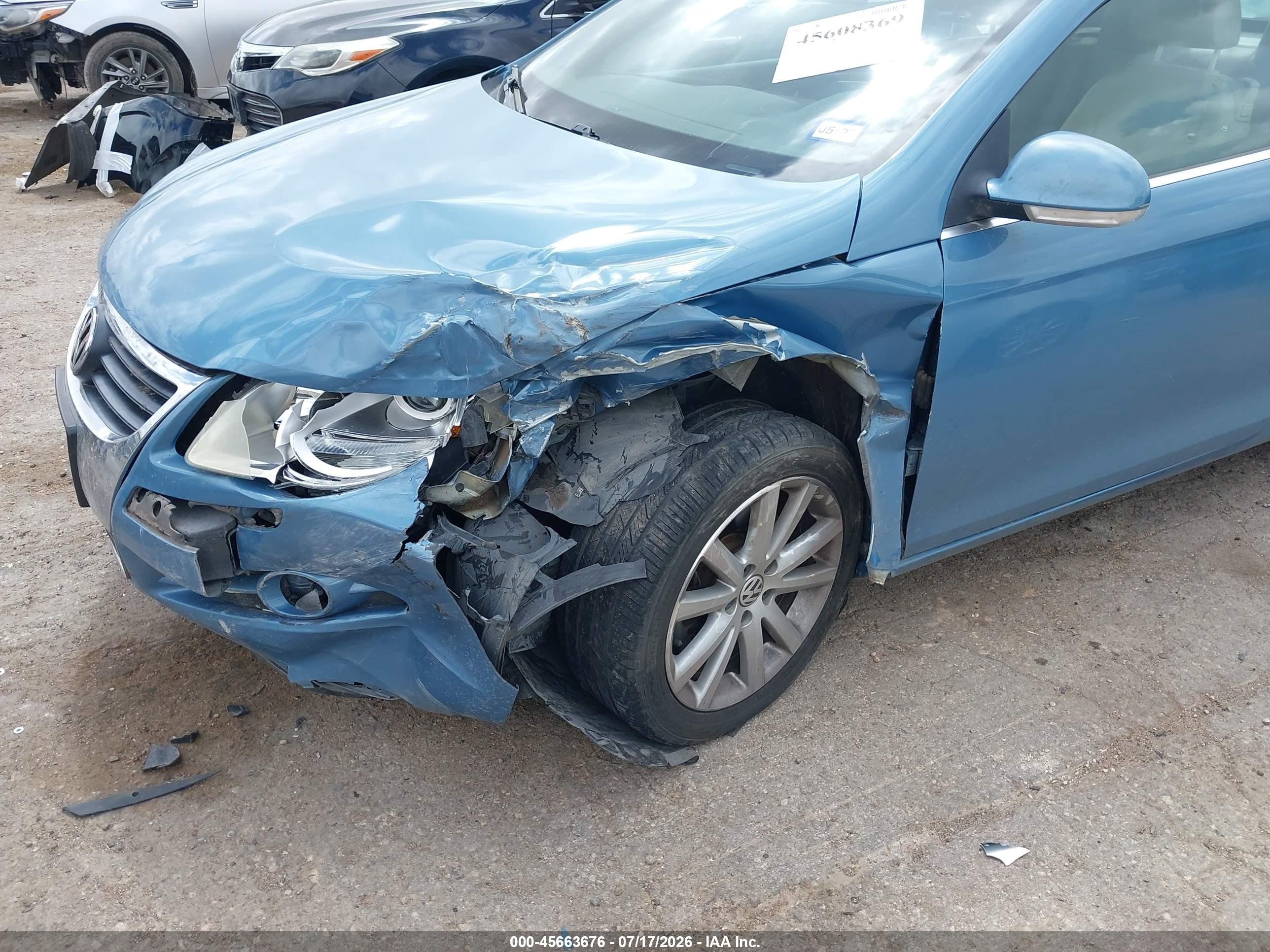 2008 Volkswagen Eos Komfort Blue vin: WVWBA71F28V035557
