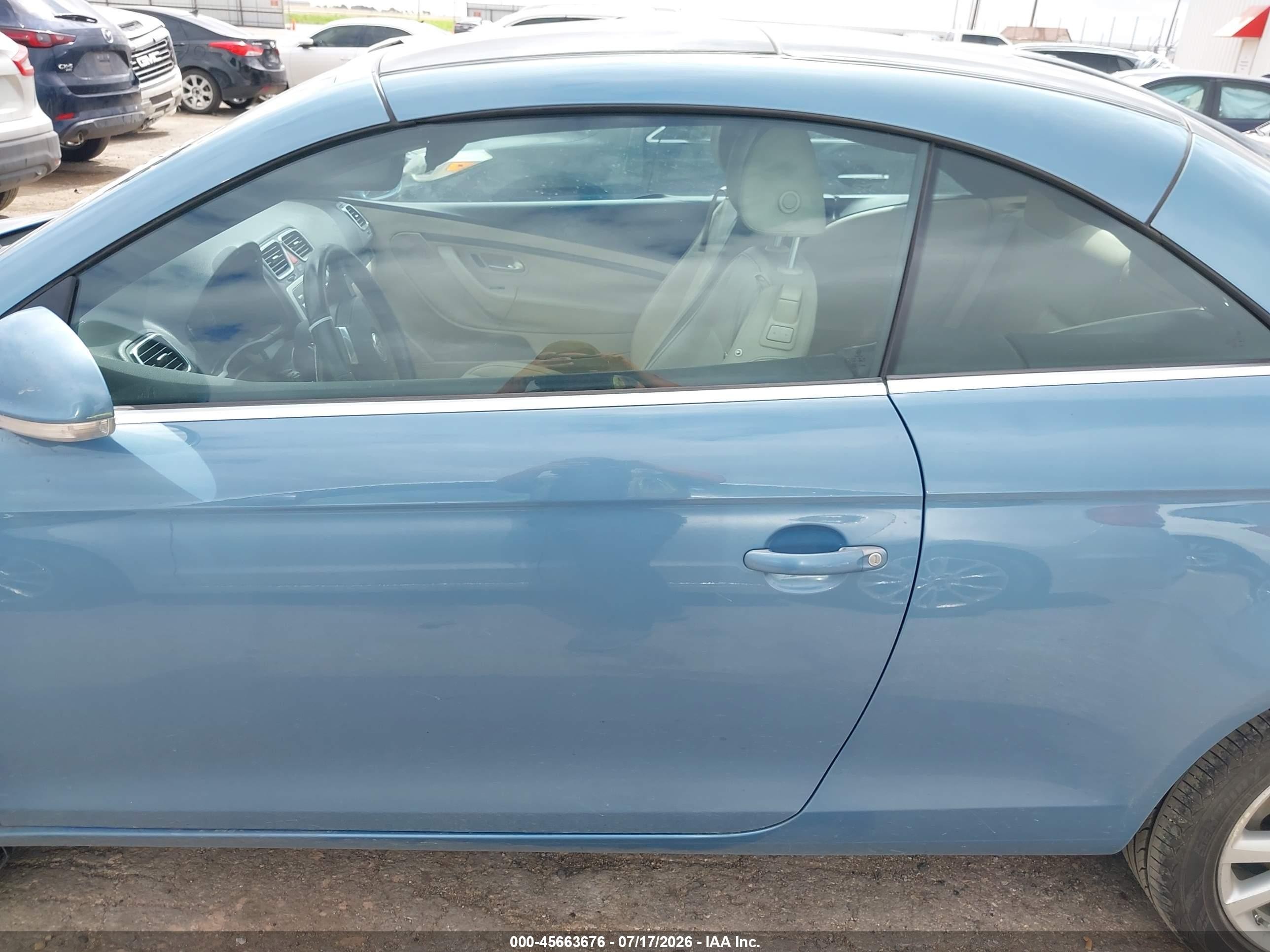 2008 Volkswagen Eos Komfort Blue vin: WVWBA71F28V035557