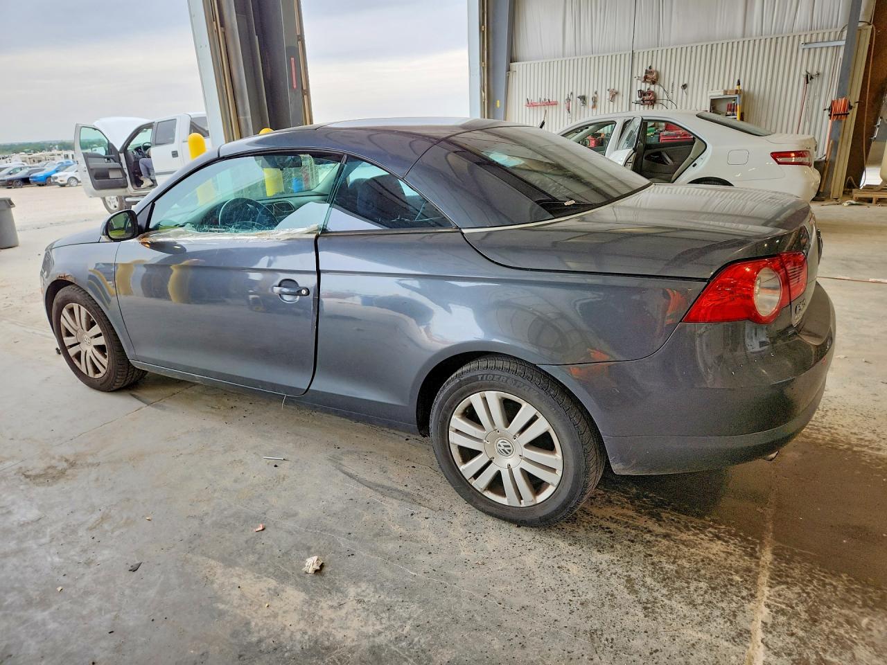 2007 Volkswagen Eos 2.0t Gray vin: WVWBA71F47V019326