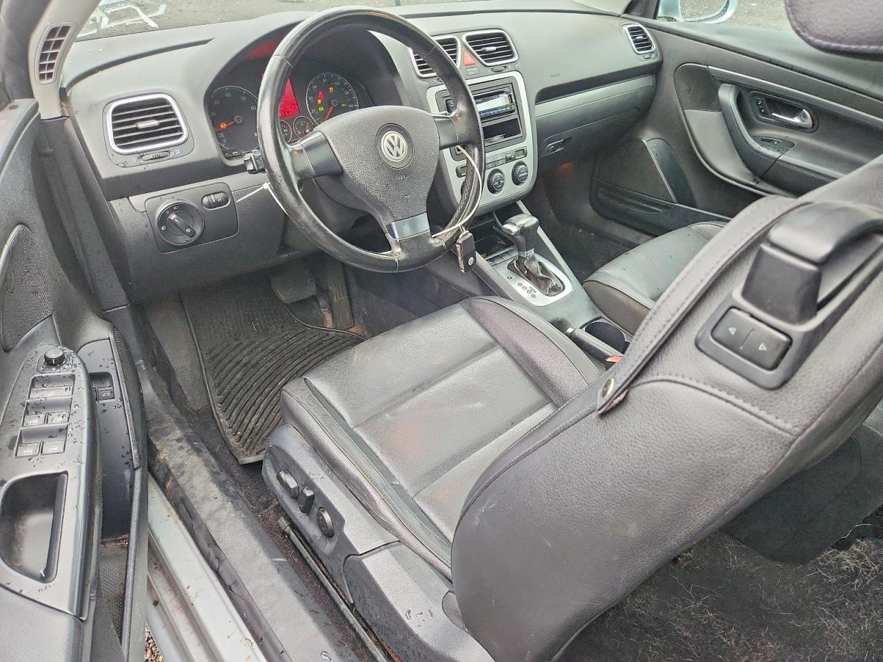 2008 Volkswagen Eos Turbo Silver vin: WVWBA71F48V014550