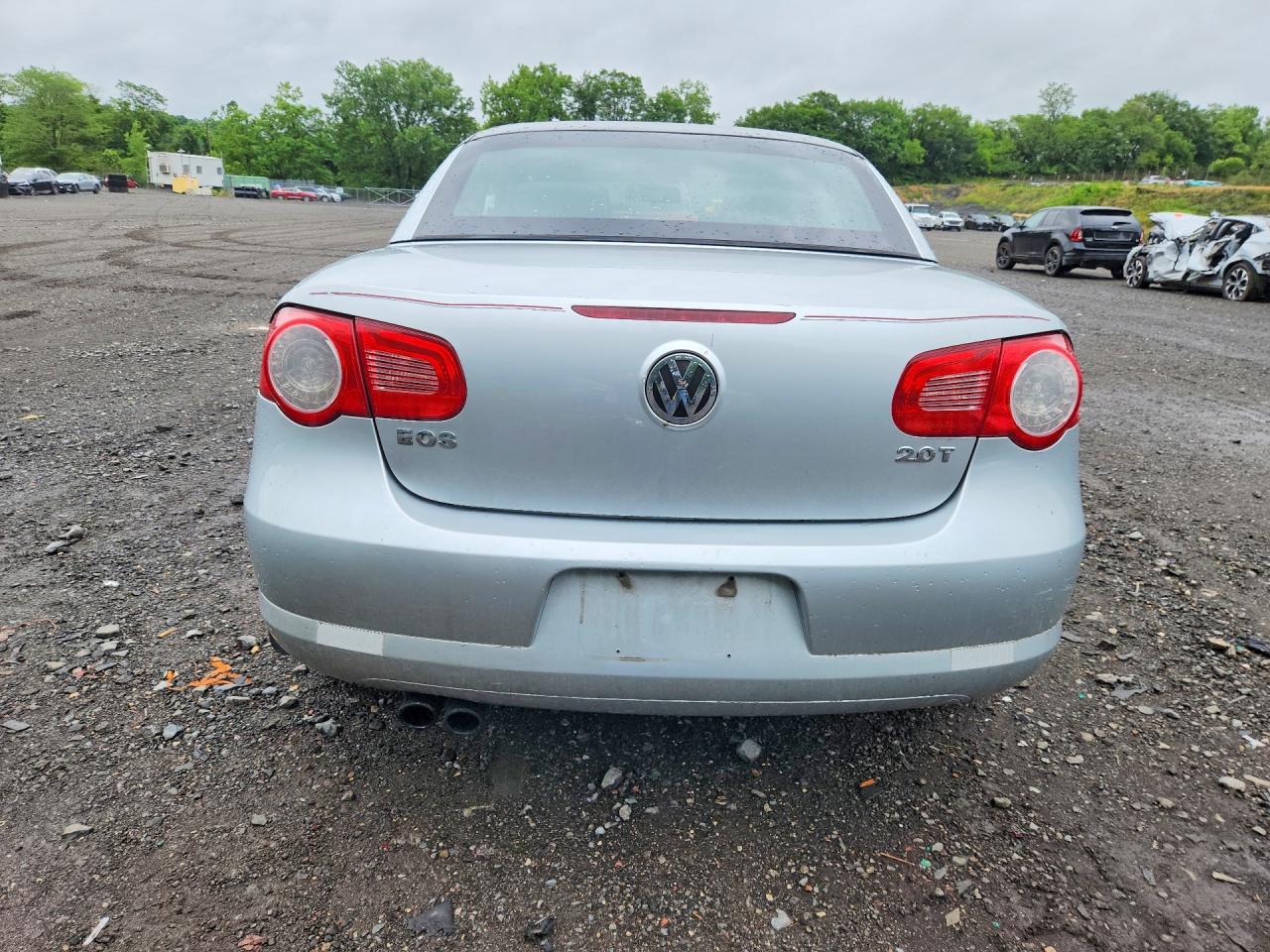 2008 Volkswagen Eos Turbo Silver vin: WVWBA71F48V014550