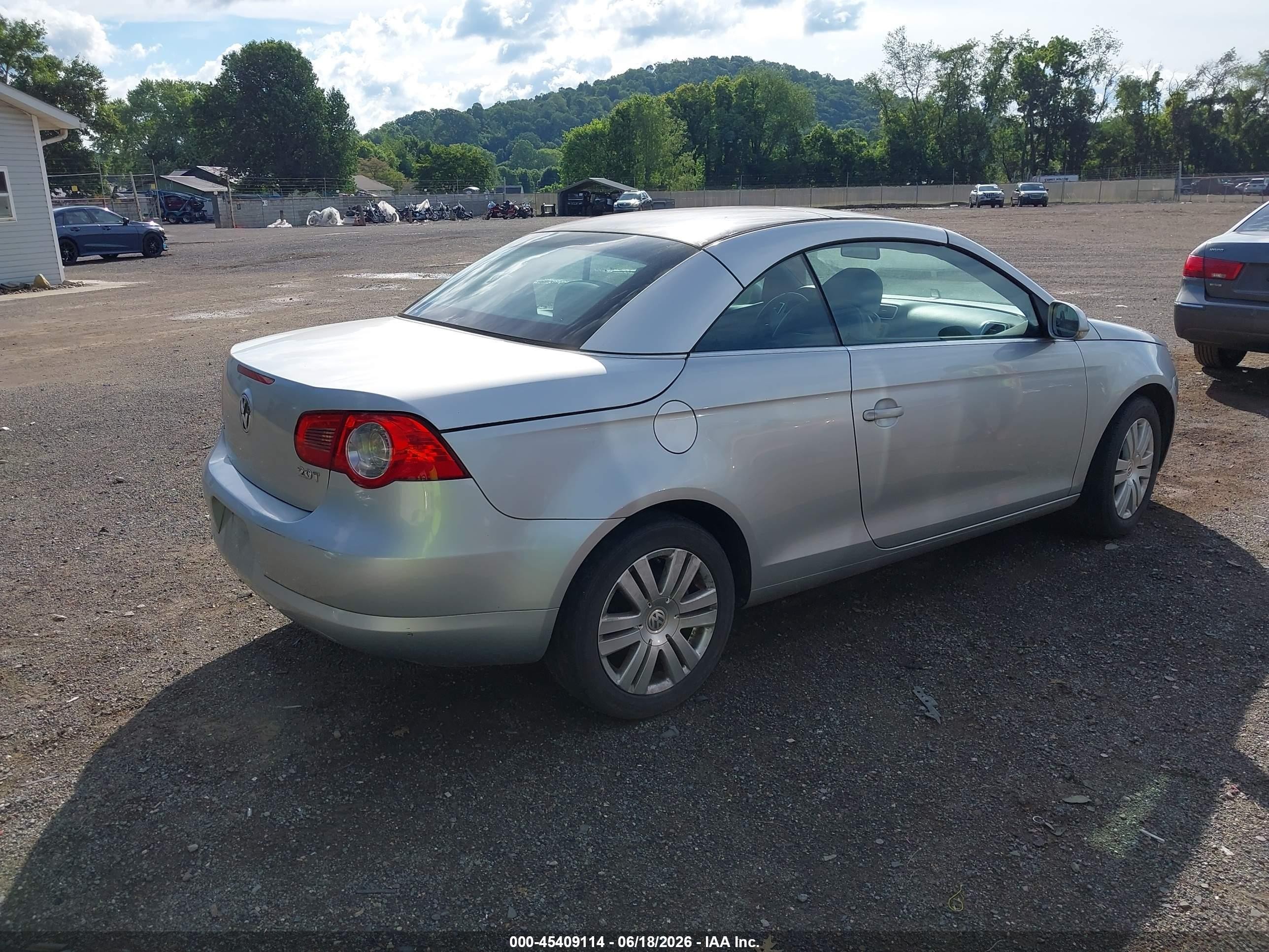 2008 Volkswagen Eos Komfort/turbo Silver vin: WVWBA71F48V023281