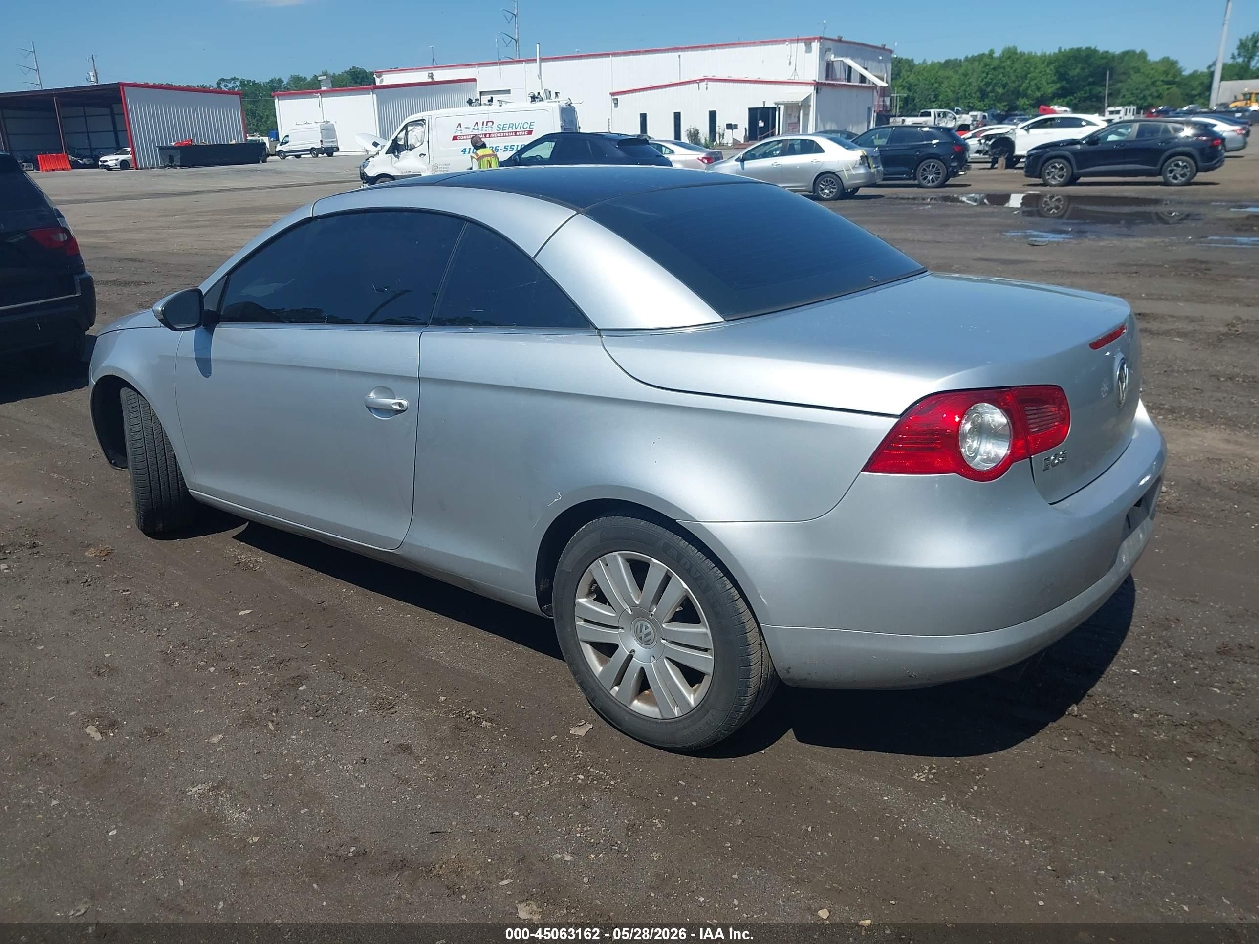 2009 Volkswagen Eos Komfort Gray vin: WVWBA71F49V024027