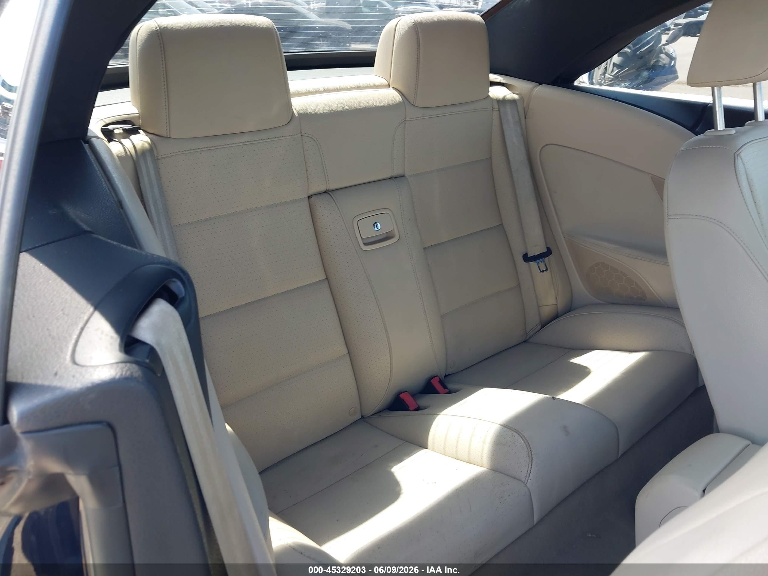 2008 Volkswagen Eos Komfort Dark Blue vin: WVWBA71F58V046102
