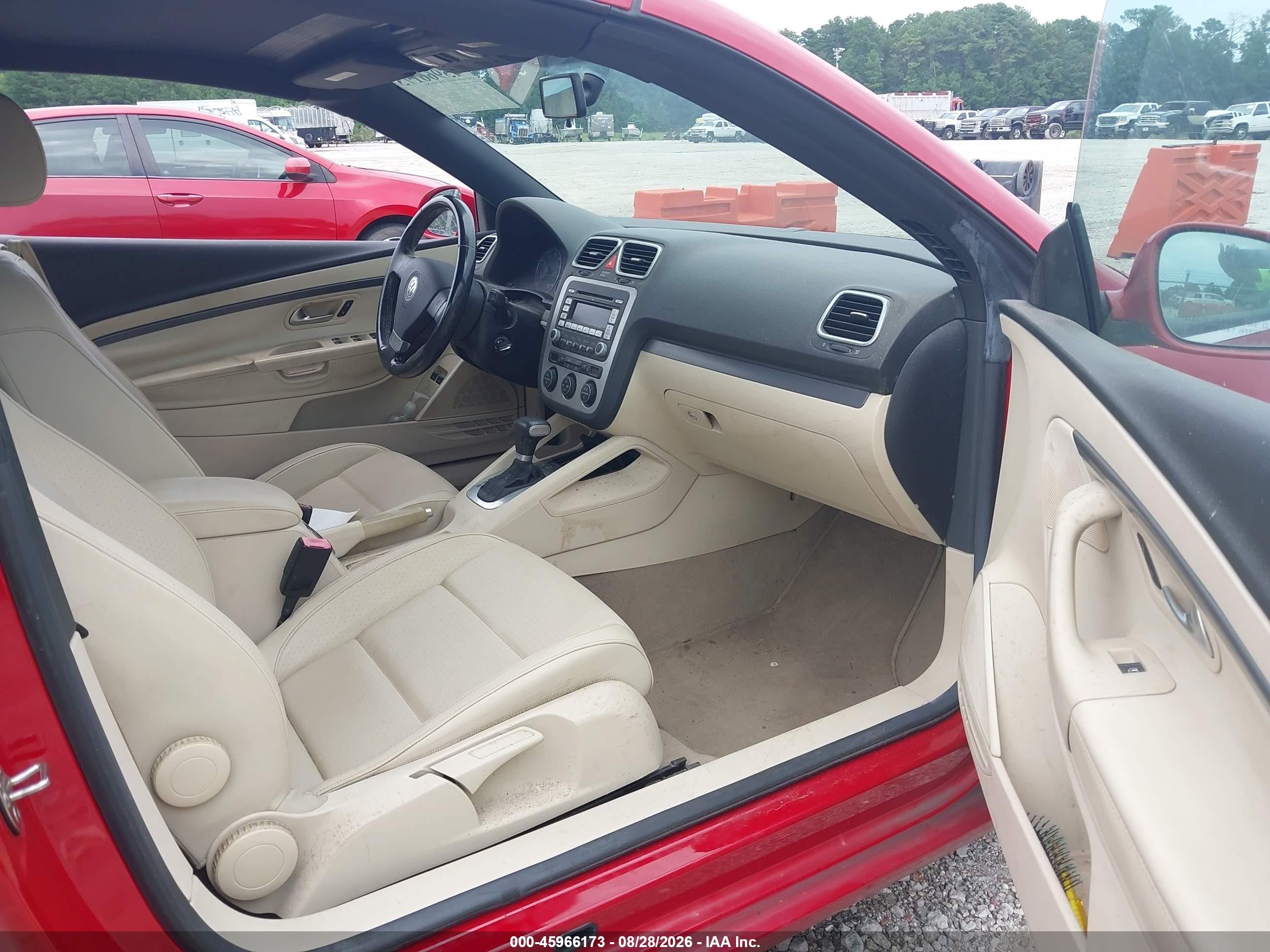 2008 Volkswagen Eos Komfort/turbo Red vin: WVWBA71F58V053342