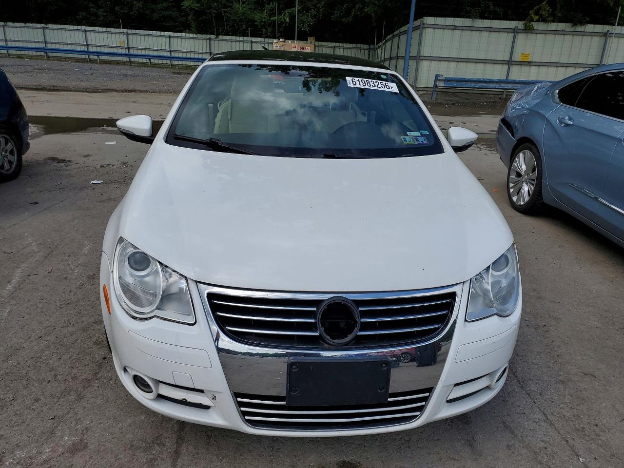 2009 Volkswagen Eos Turbo White vin: WVWBA71F59V022674
