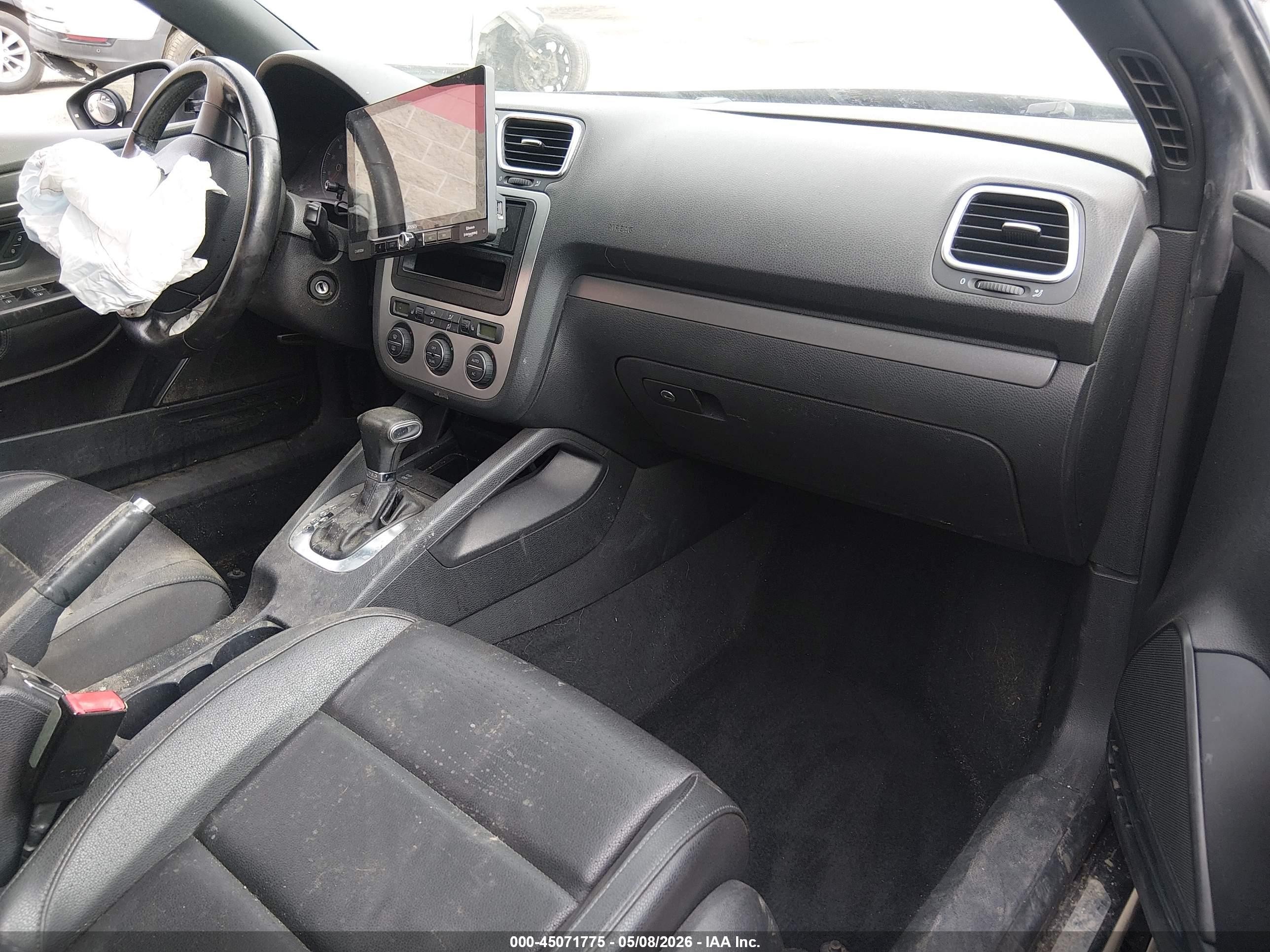 2009 Volkswagen Eos Komfort Black vin: WVWBA71F69V003924