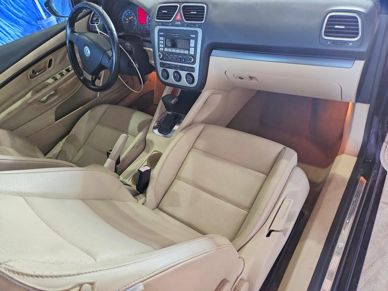 2009 Volkswagen Eos Turbo Black vin: WVWBA71F69V019914