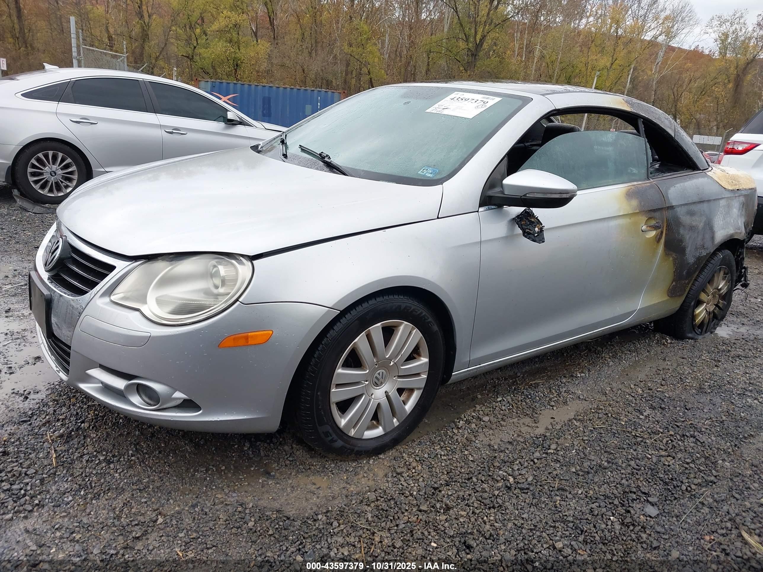 2009 Volkswagen Eos Komfort Silver vin: WVWBA71F79V003947
