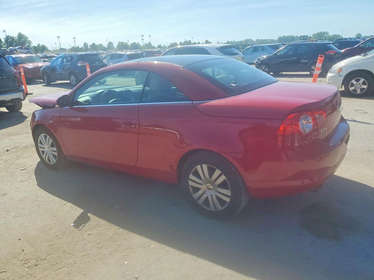 2008 Volkswagen Eos Turbo Red vin: WVWBA71F88V033764