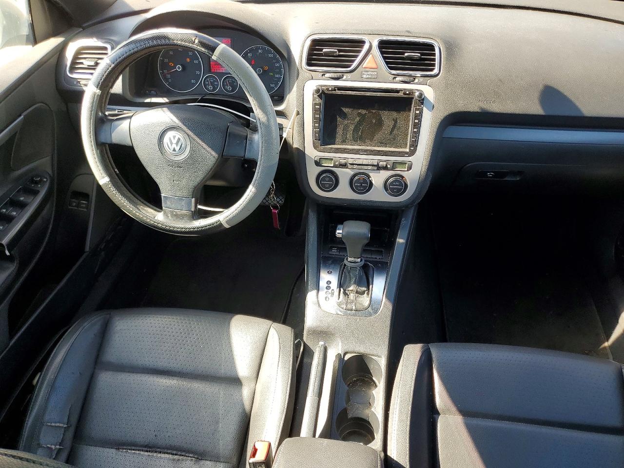 2009 Volkswagen Eos Turbo Silver vin: WVWBA71F89V009837