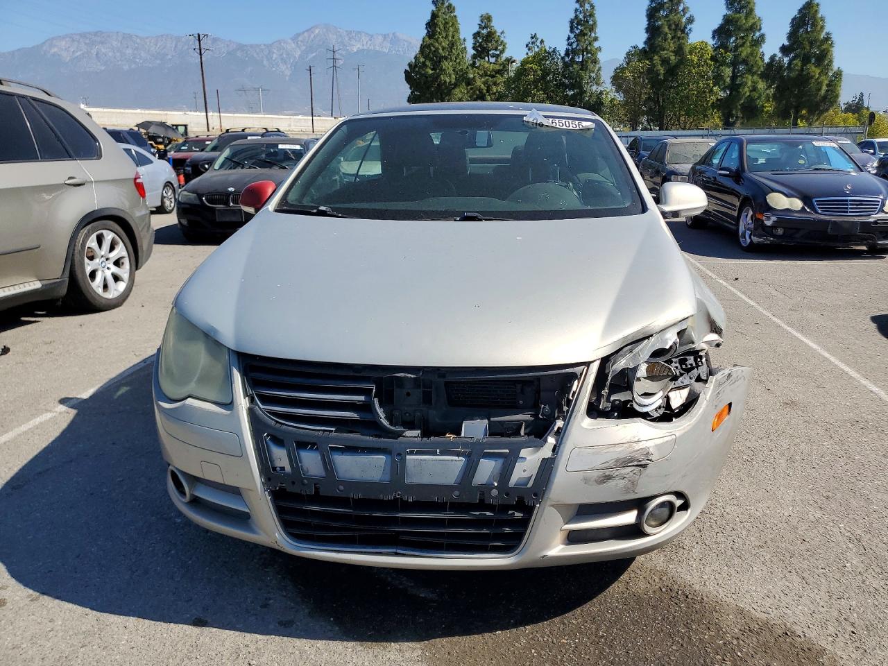 2009 Volkswagen Eos Turbo Silver vin: WVWBA71F89V009837