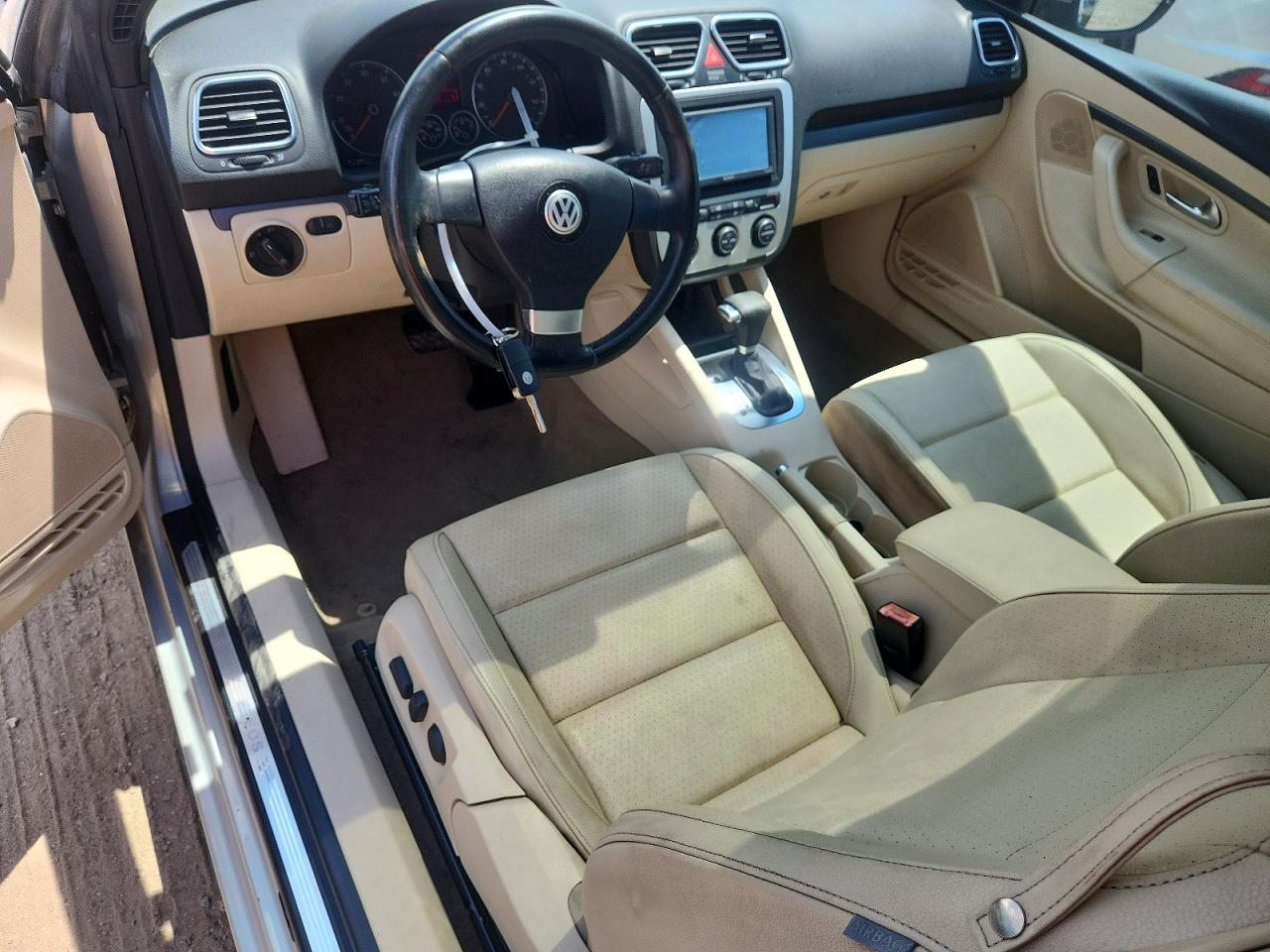2009 Volkswagen Eos Silver vin: WVWBA71F99V014366