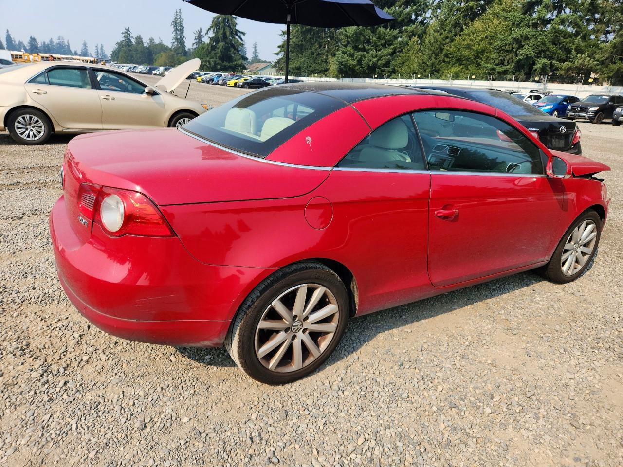 2007 Volkswagen Eos 2.0t Red vin: WVWBA71FX7V045770