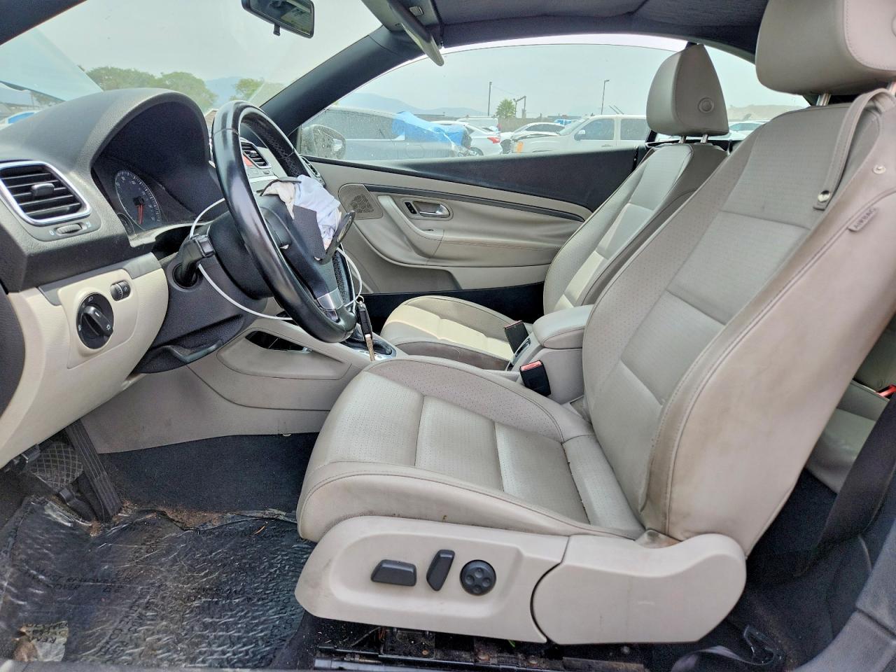 2009 Volkswagen Eos Turbo Blue vin: WVWBA71FX9V012321
