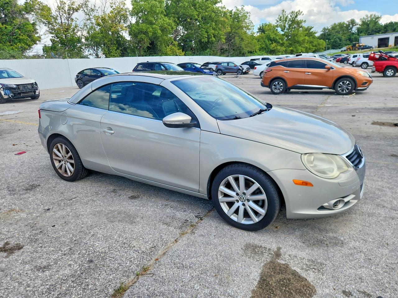 2009 Volkswagen Eos Turbo Silver vin: WVWBA71FX9V020371