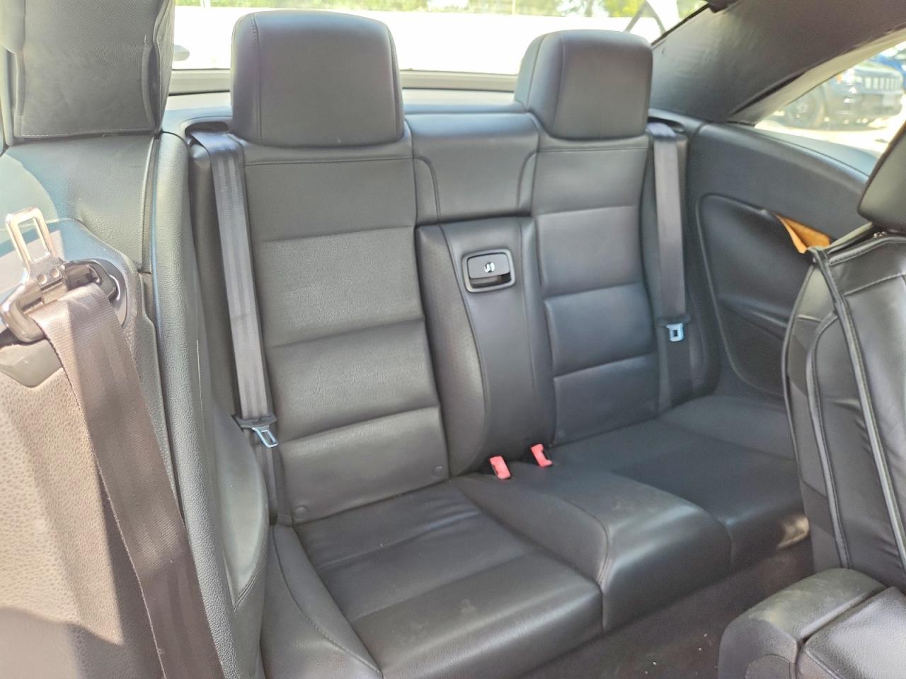 2009 Volkswagen Eos Turbo Silver vin: WVWBA71FX9V020371