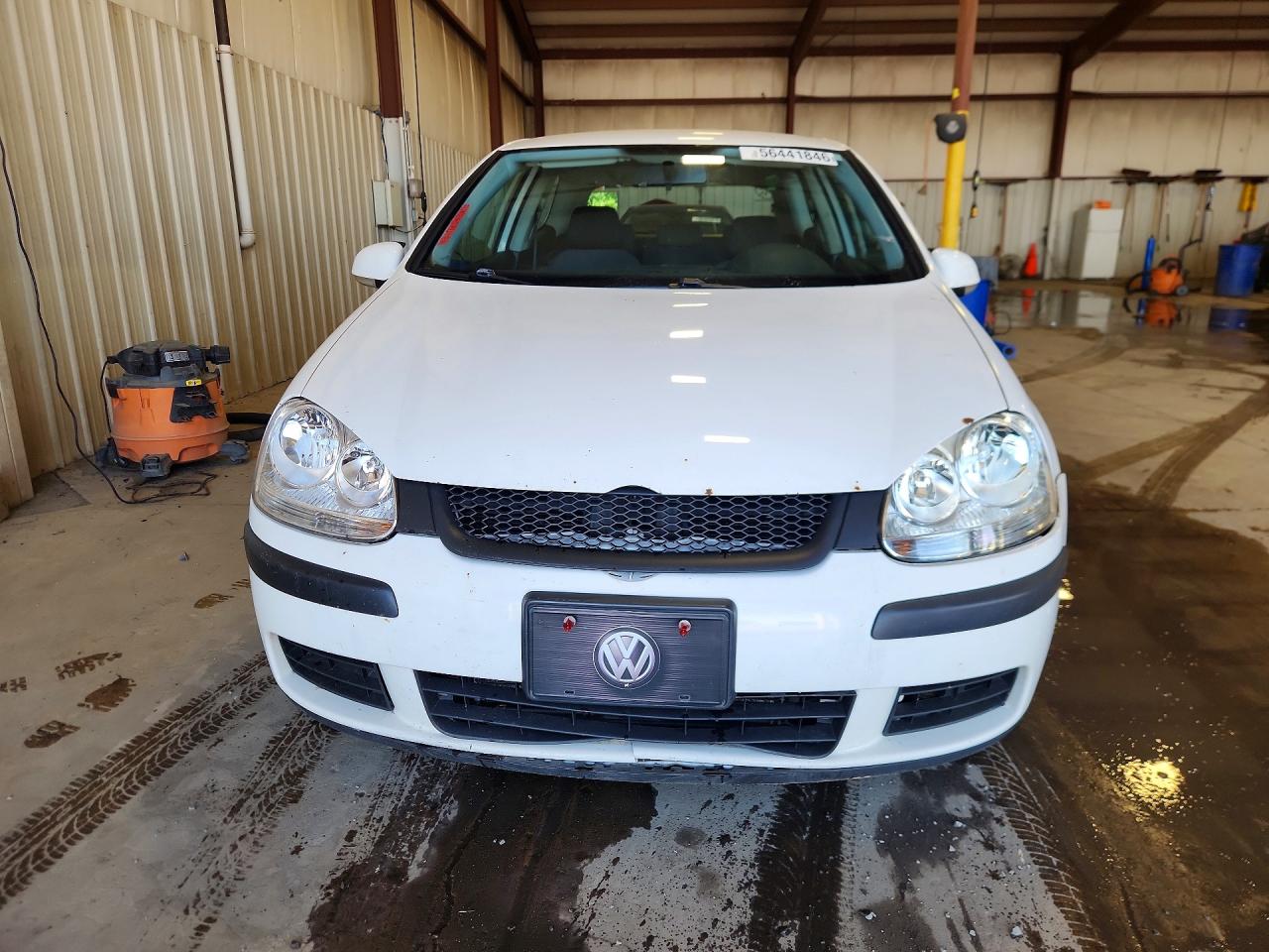 2009 Volkswagen Rabbit White vin: WVWBA71K09W030138