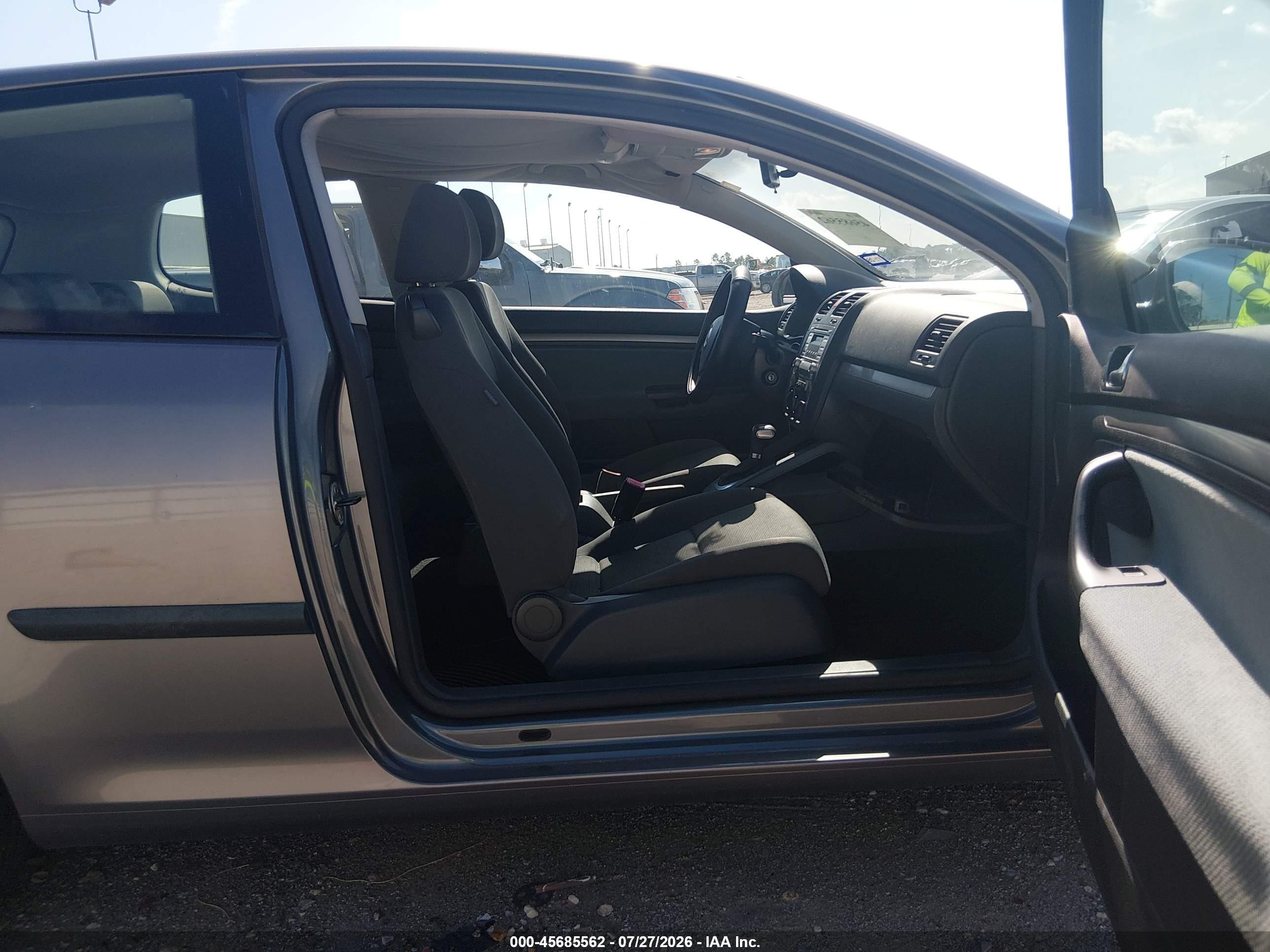 2008 Volkswagen Rabbit S Серый vin: WVWBA71K18W071067