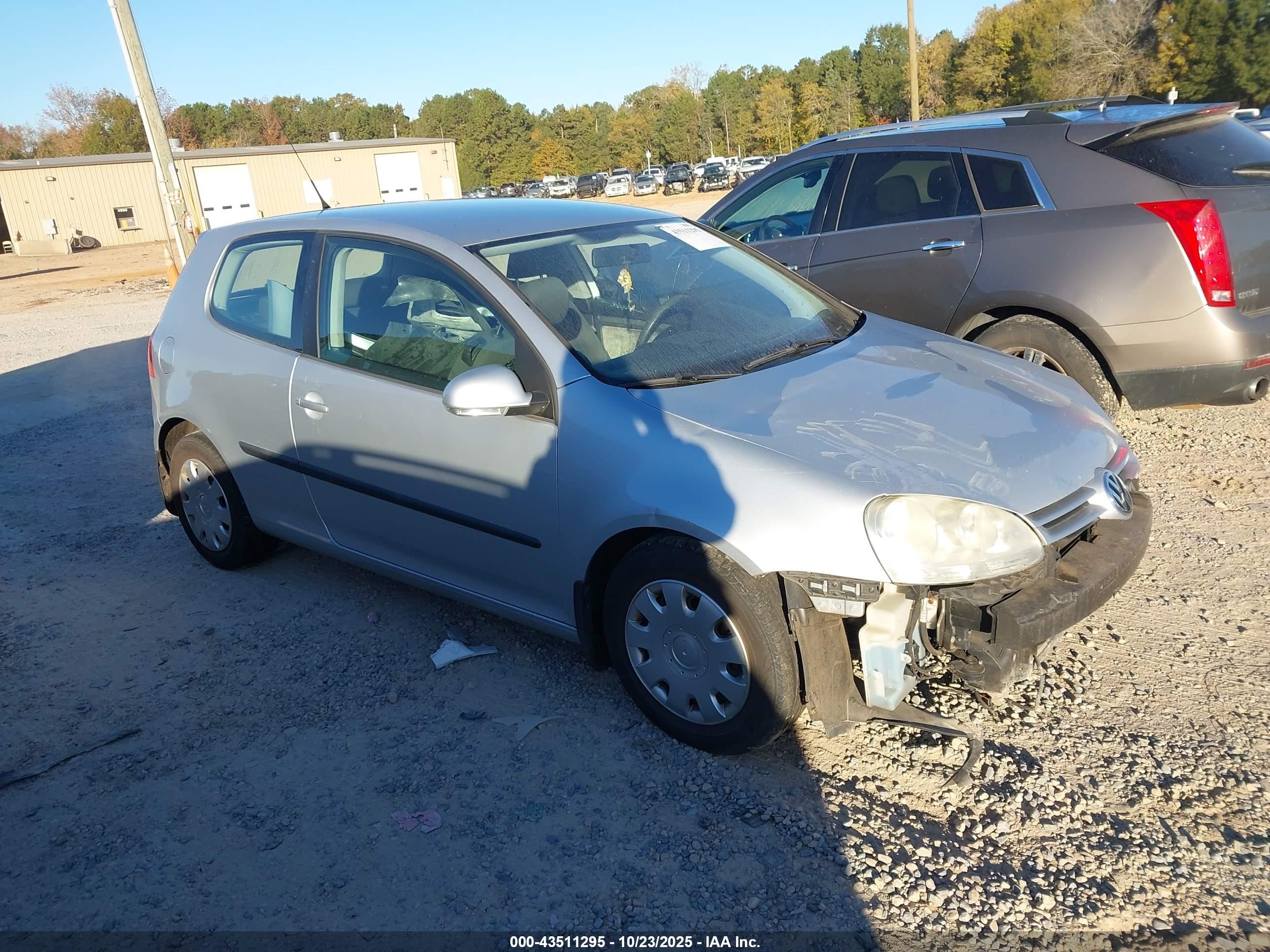 2009 Volkswagen Rabbit S Silver vin: WVWBA71K19W050074