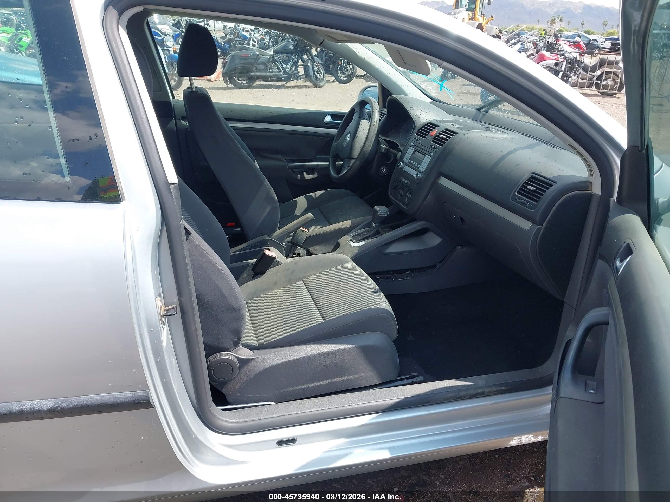 2009 Volkswagen Rabbit S Gray vin: WVWBA71K79W049625