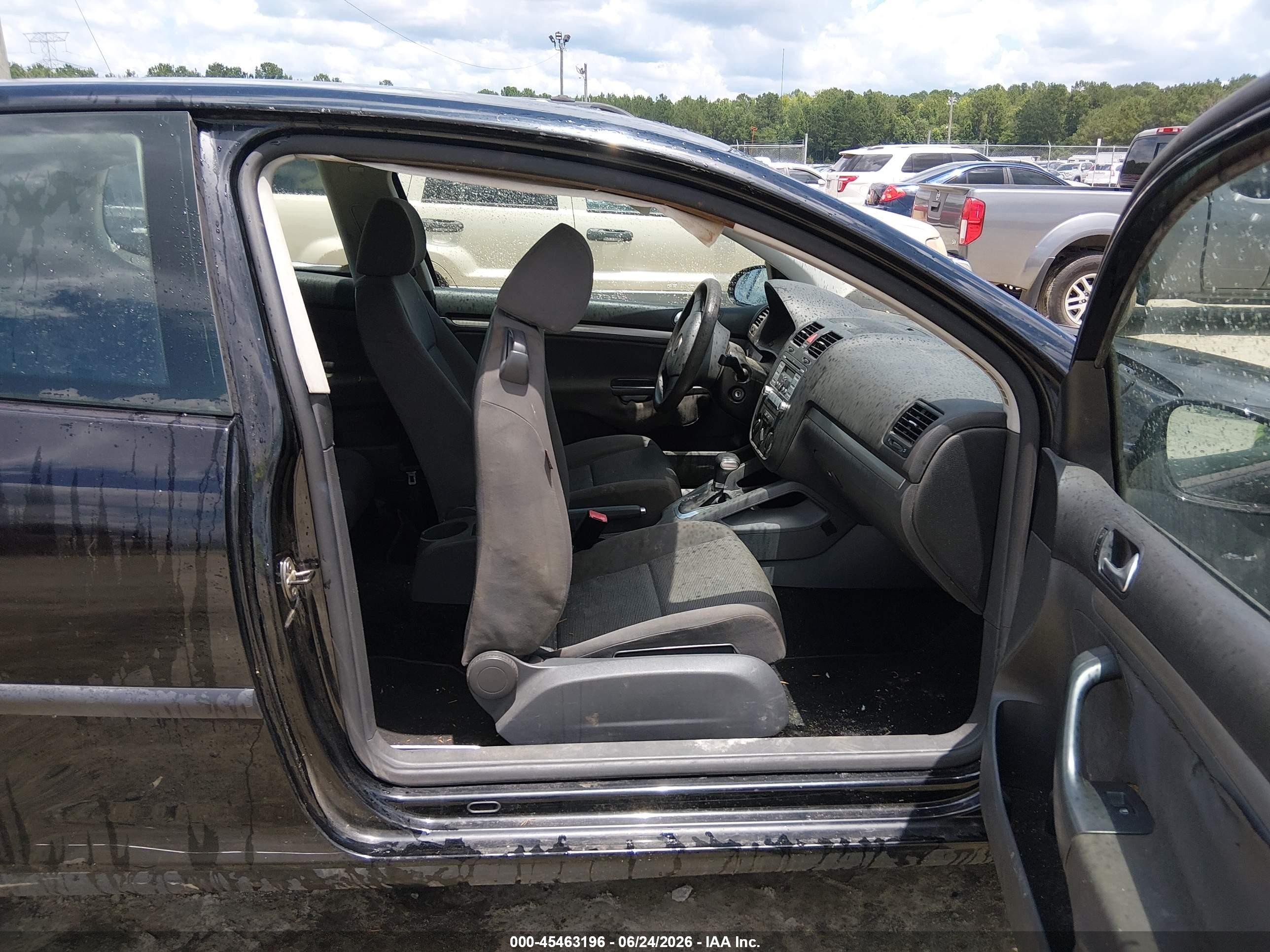 2008 Volkswagen Rabbit S Черный vin: WVWBA71K98W102078
