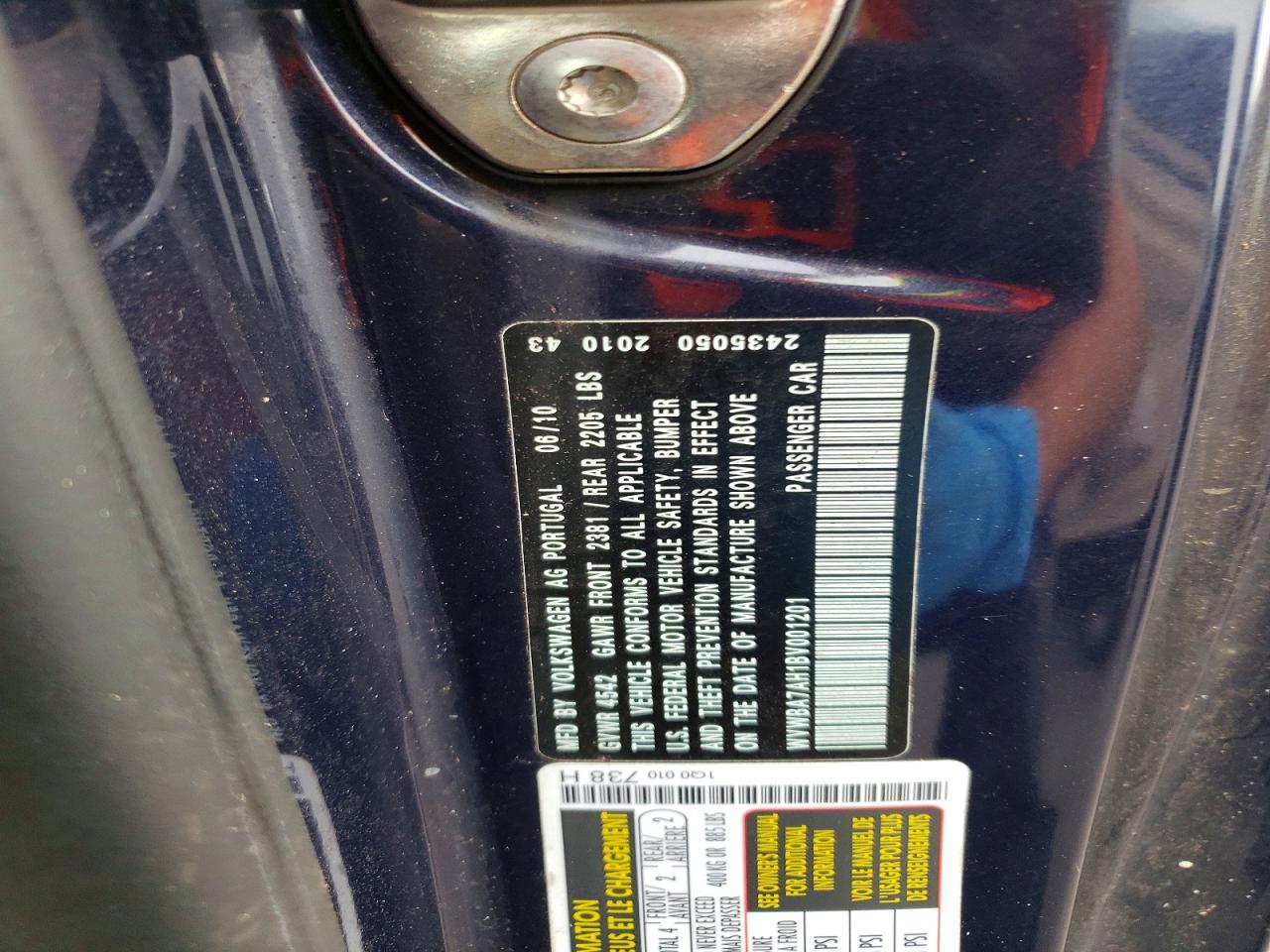 2011 Volkswagen Eos Komfort Blue vin: WVWBA7AH1BV001201