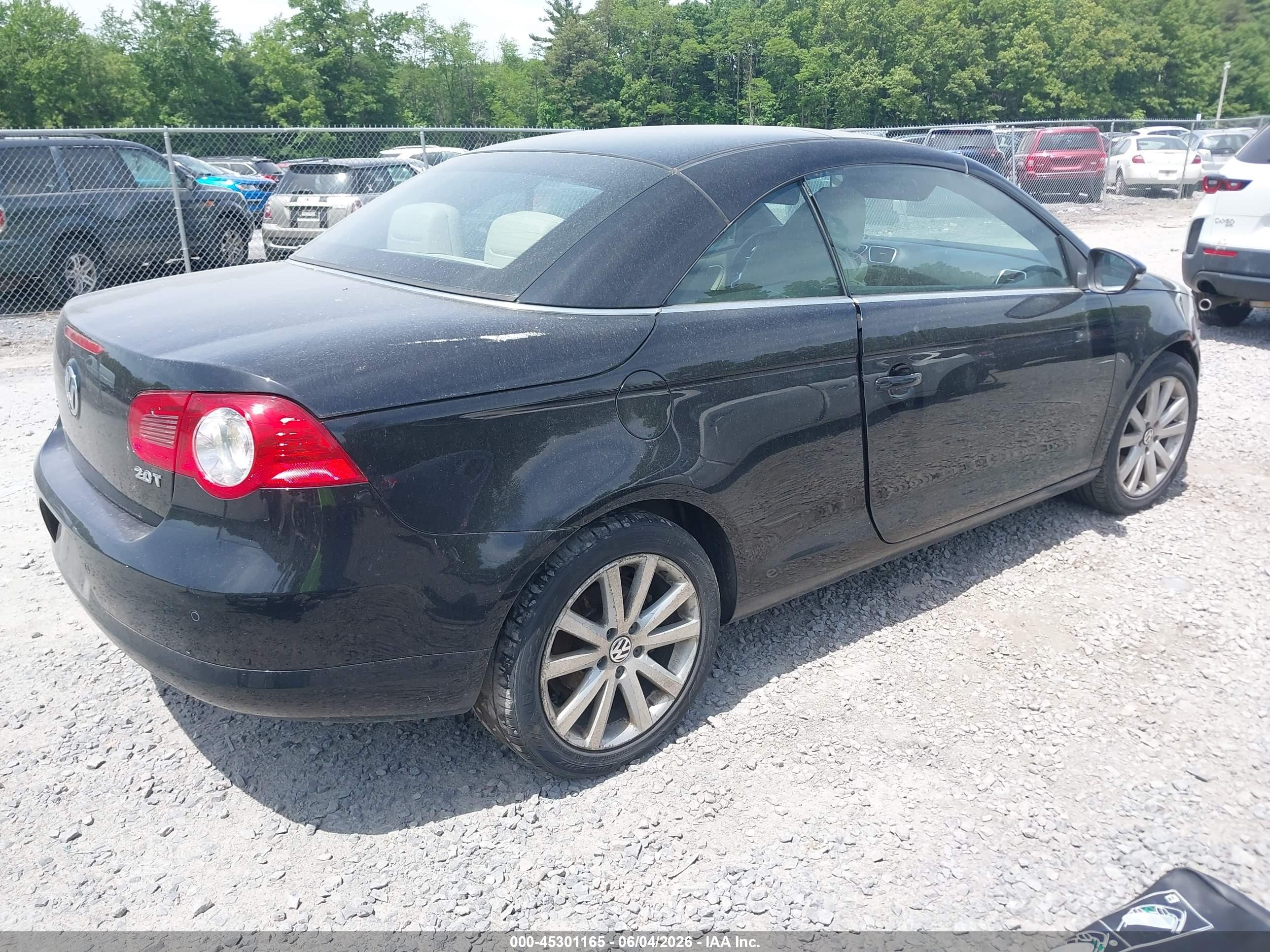 2010 Volkswagen Eos Komfort Black vin: WVWBA7AH2AV011427