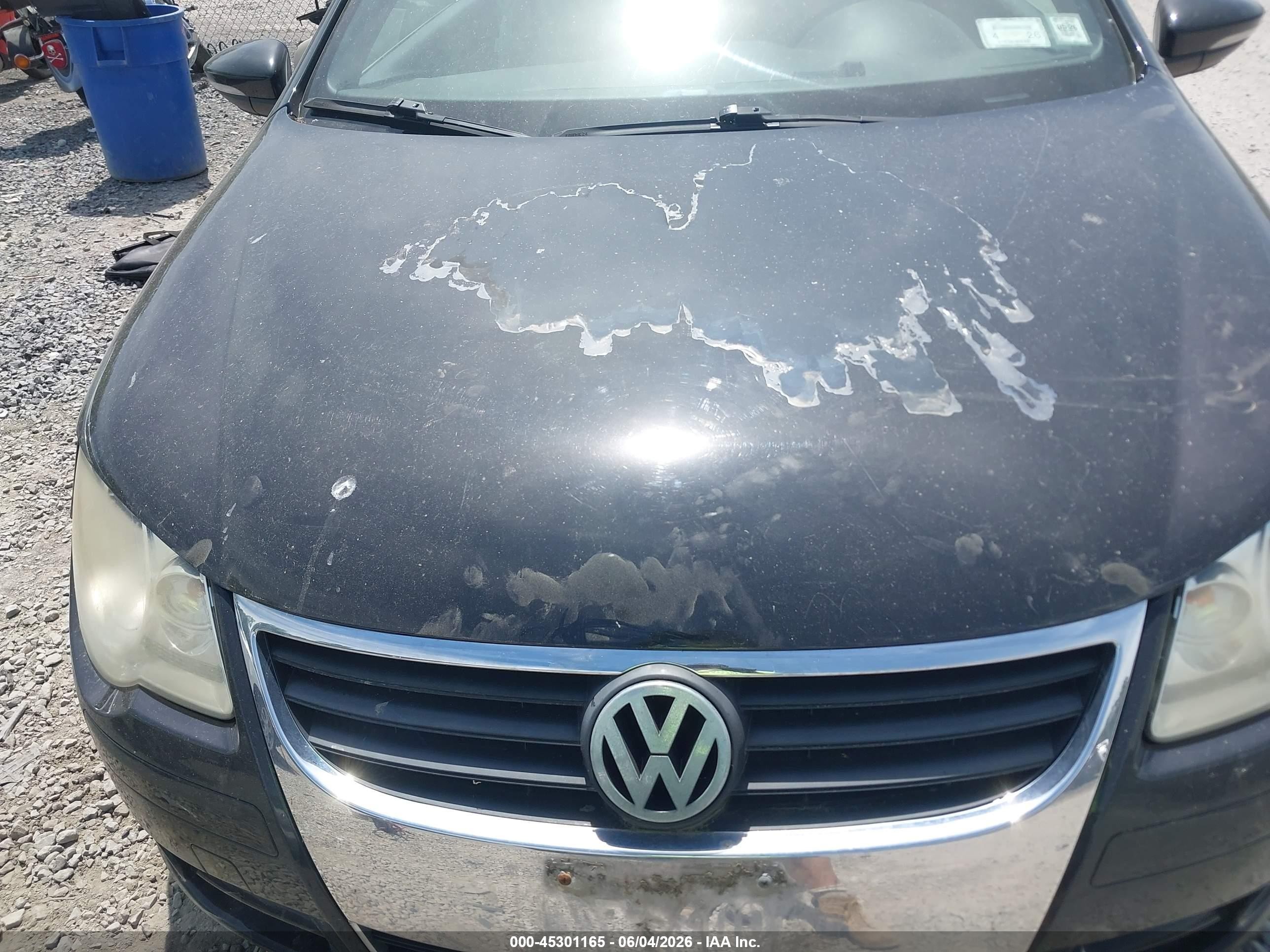 2010 Volkswagen Eos Komfort Black vin: WVWBA7AH2AV011427